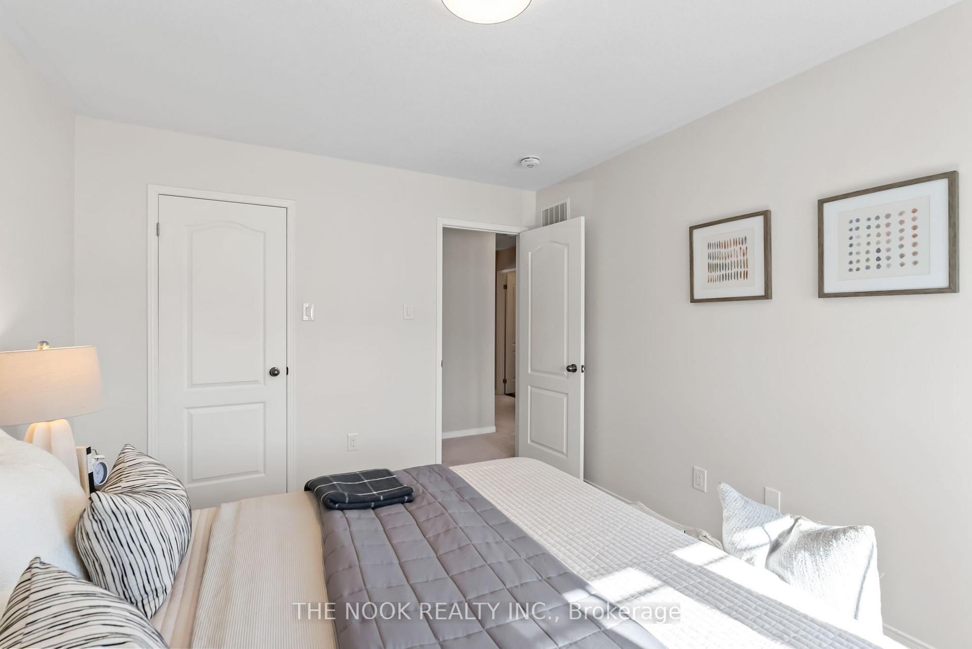 Photo 21 of 92 John Matthew Crescent, Clarington, Bowmanville — HOMEH
