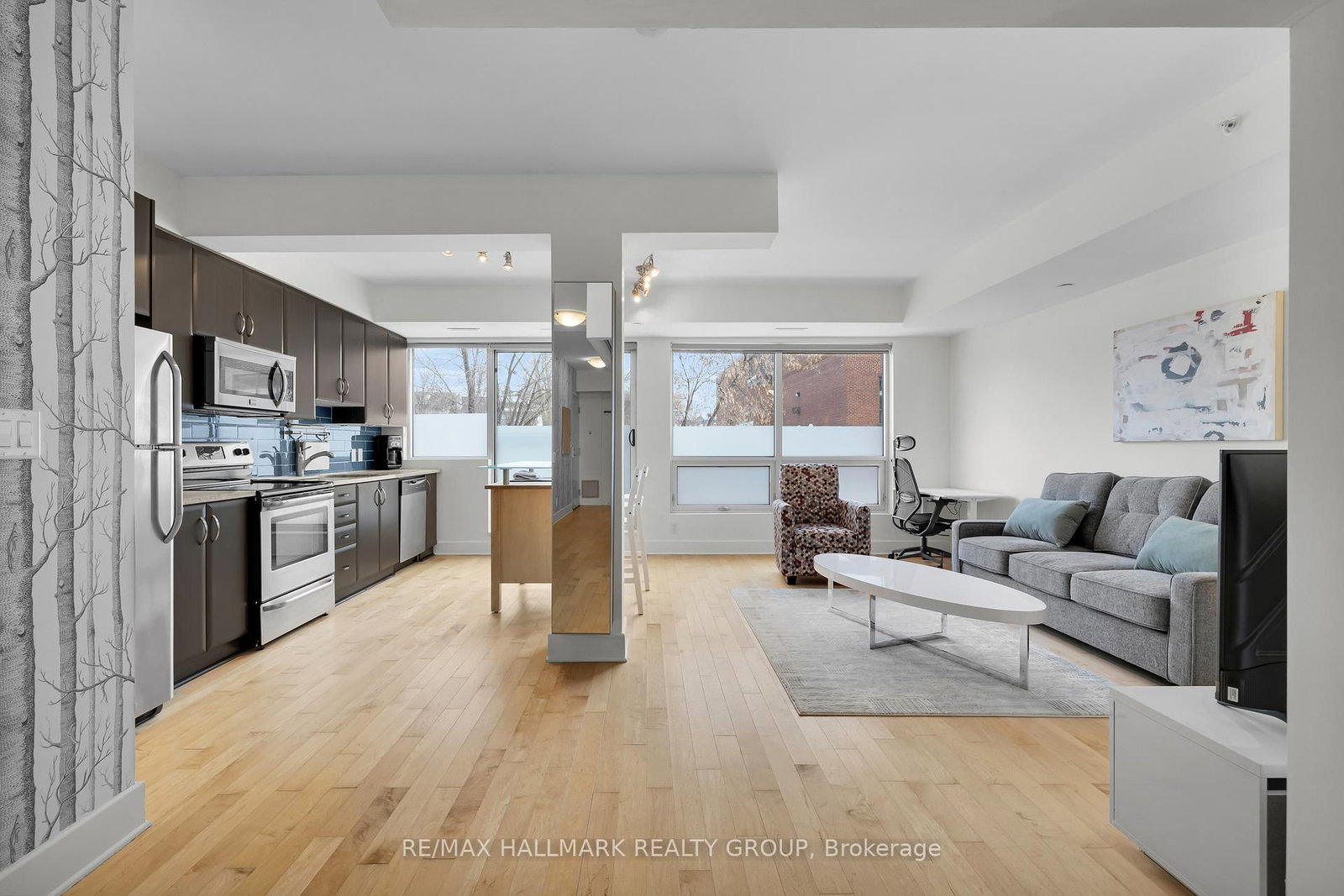 Photo 9 of Unit 106, 390 Booth St, Ottawa, West Centre Town — HOMEH