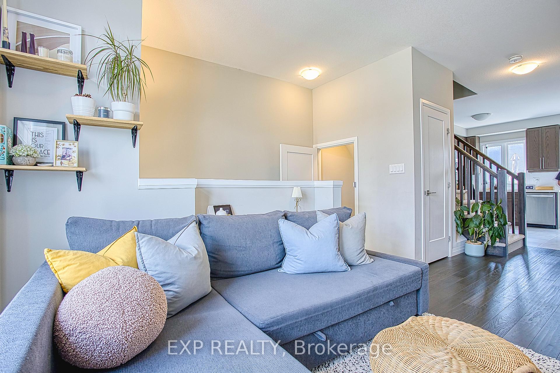 Photo 6 of 27 Soho Street, Hamilton, Stoney Creek Mountain — HOMEH