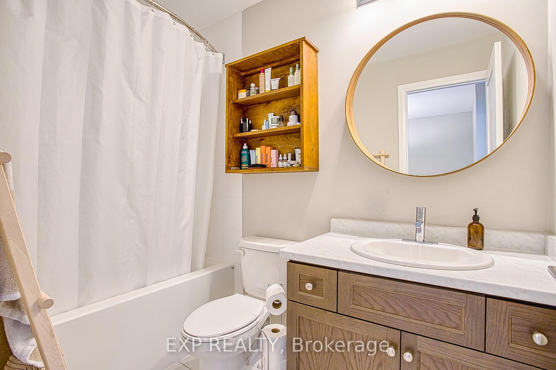 Photo 18 of 27 Soho Street, Hamilton, Stoney Creek Mountain — HOMEH