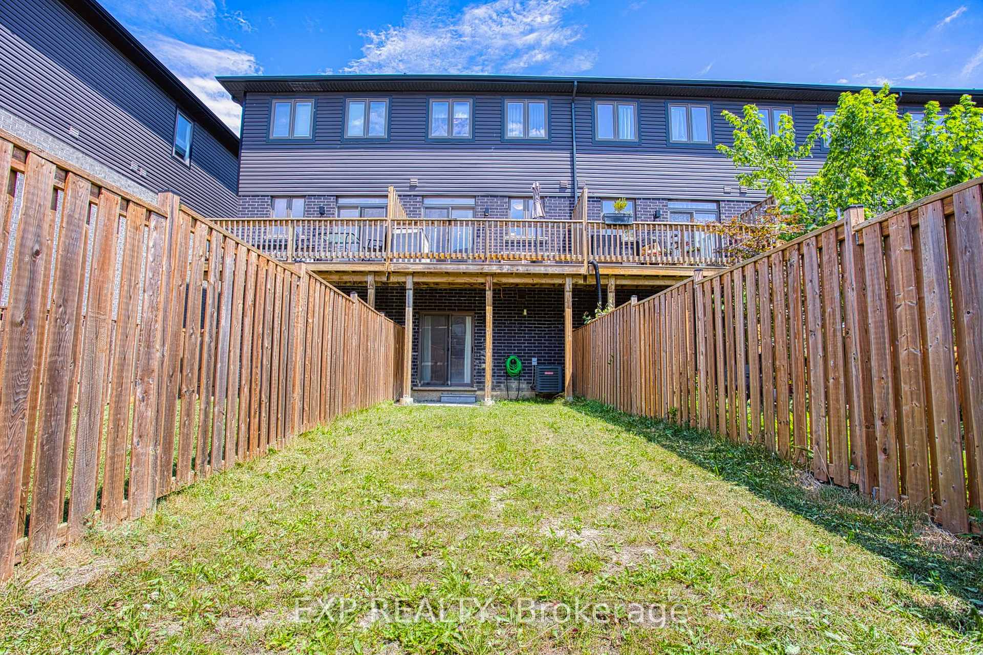 Photo 20 of 27 Soho Street, Hamilton, Stoney Creek Mountain — HOMEH