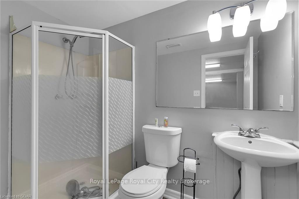 Photo 23 of 11 Tanager Drive, Guelph, Kortright Hills — HOMEH