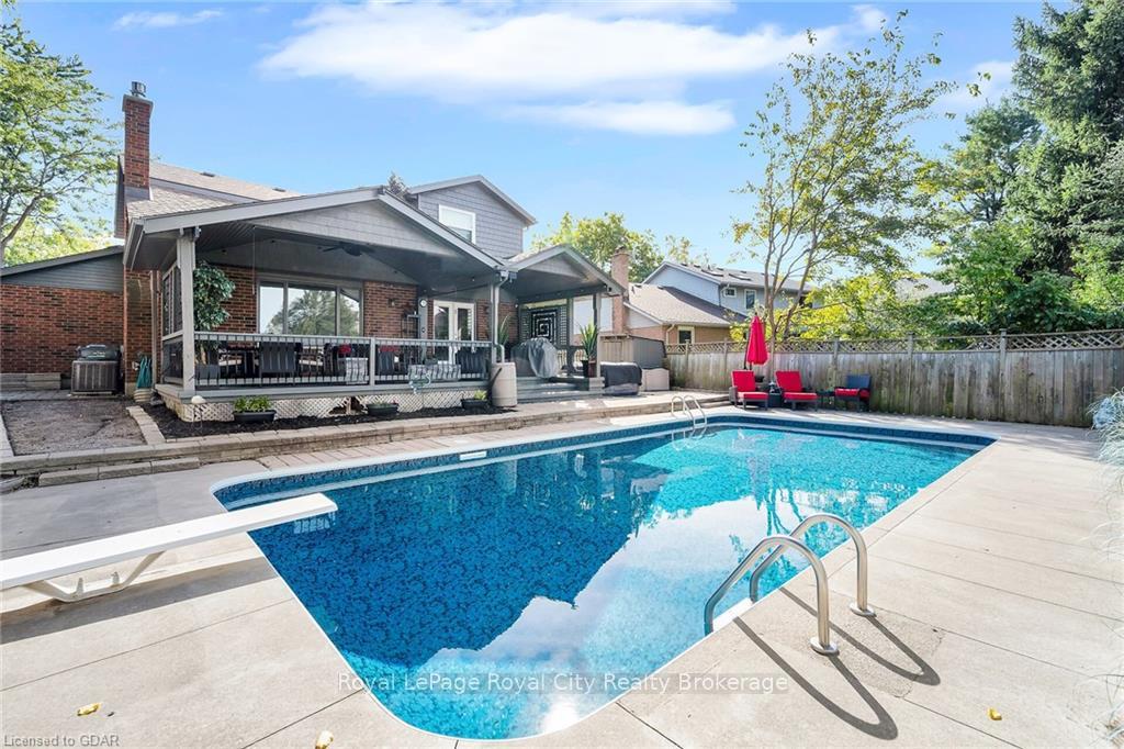 Photo 26 of 11 Tanager Drive, Guelph, Kortright Hills — HOMEH