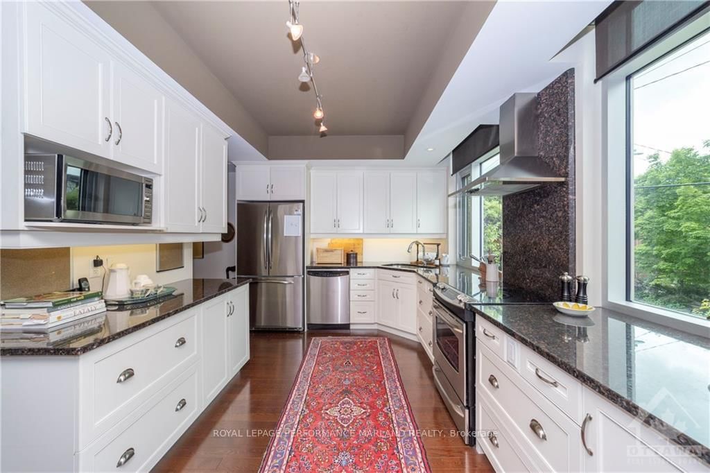 Photo 4 of Unit 302, 27 FIRST Ave, Ottawa, Glebe — HOMEH