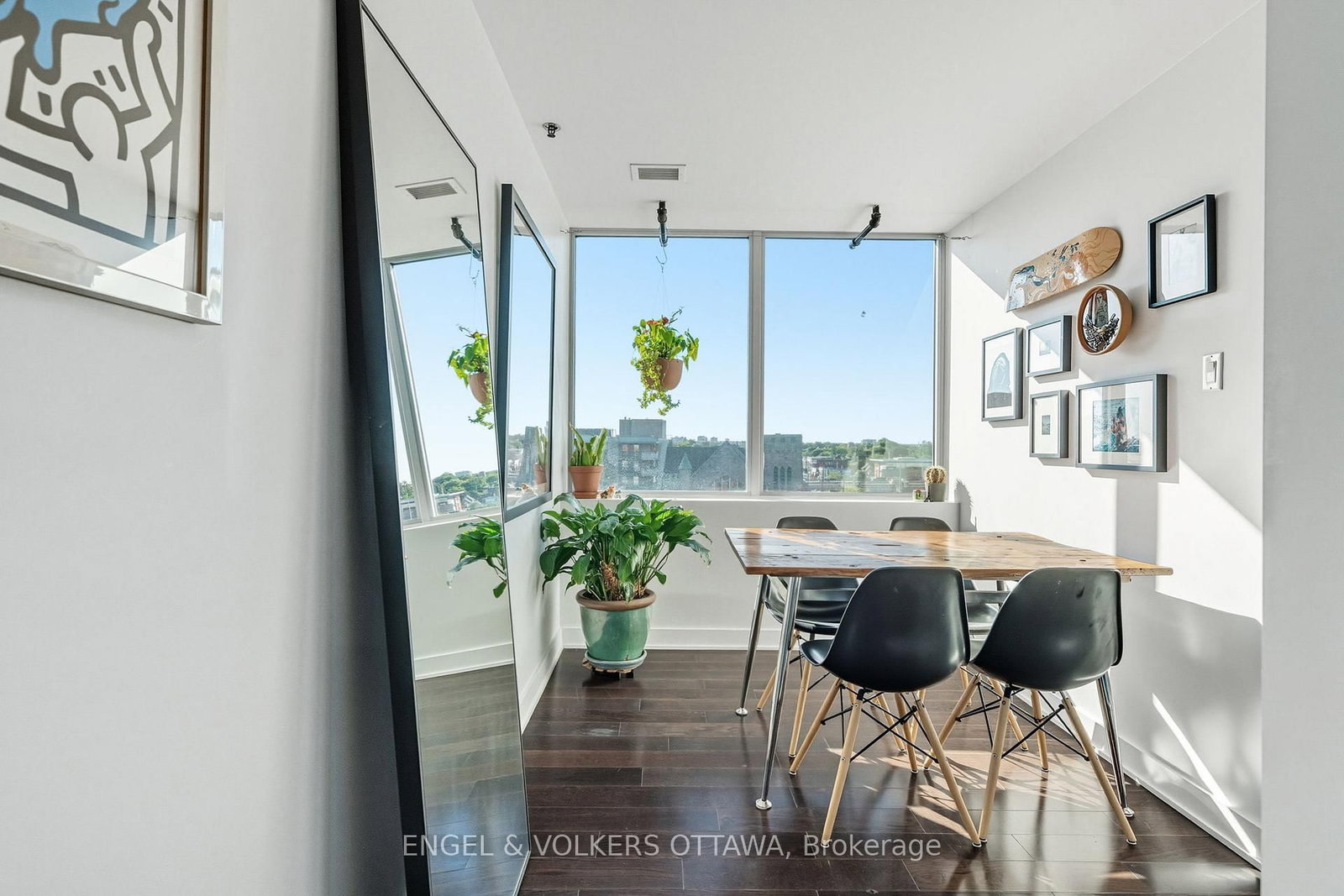 Photo 3 of Unit 603, 360 Mcleod St, Ottawa, Ottawa Centre — HOMEH