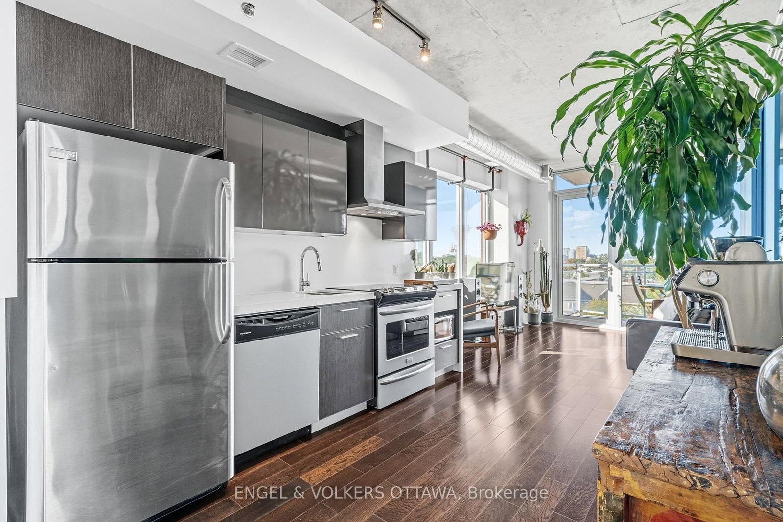 Photo 5 of Unit 603, 360 Mcleod St, Ottawa, Ottawa Centre — HOMEH