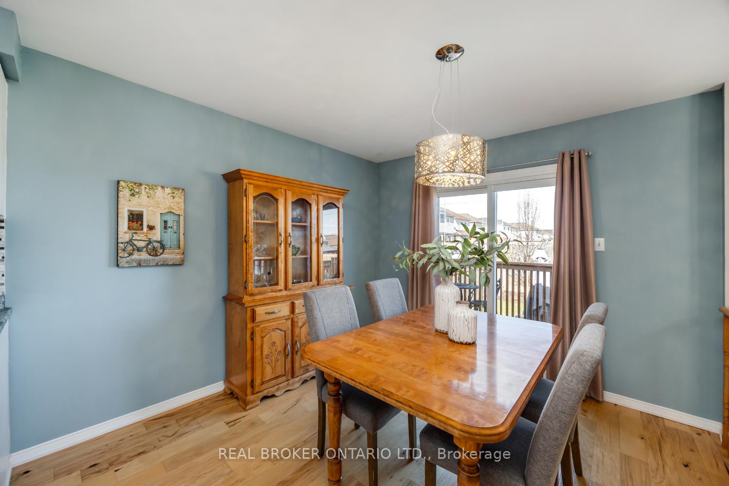 Photo 11 of 63 Willey Drive, Clarington, Bowmanville — HOMEH