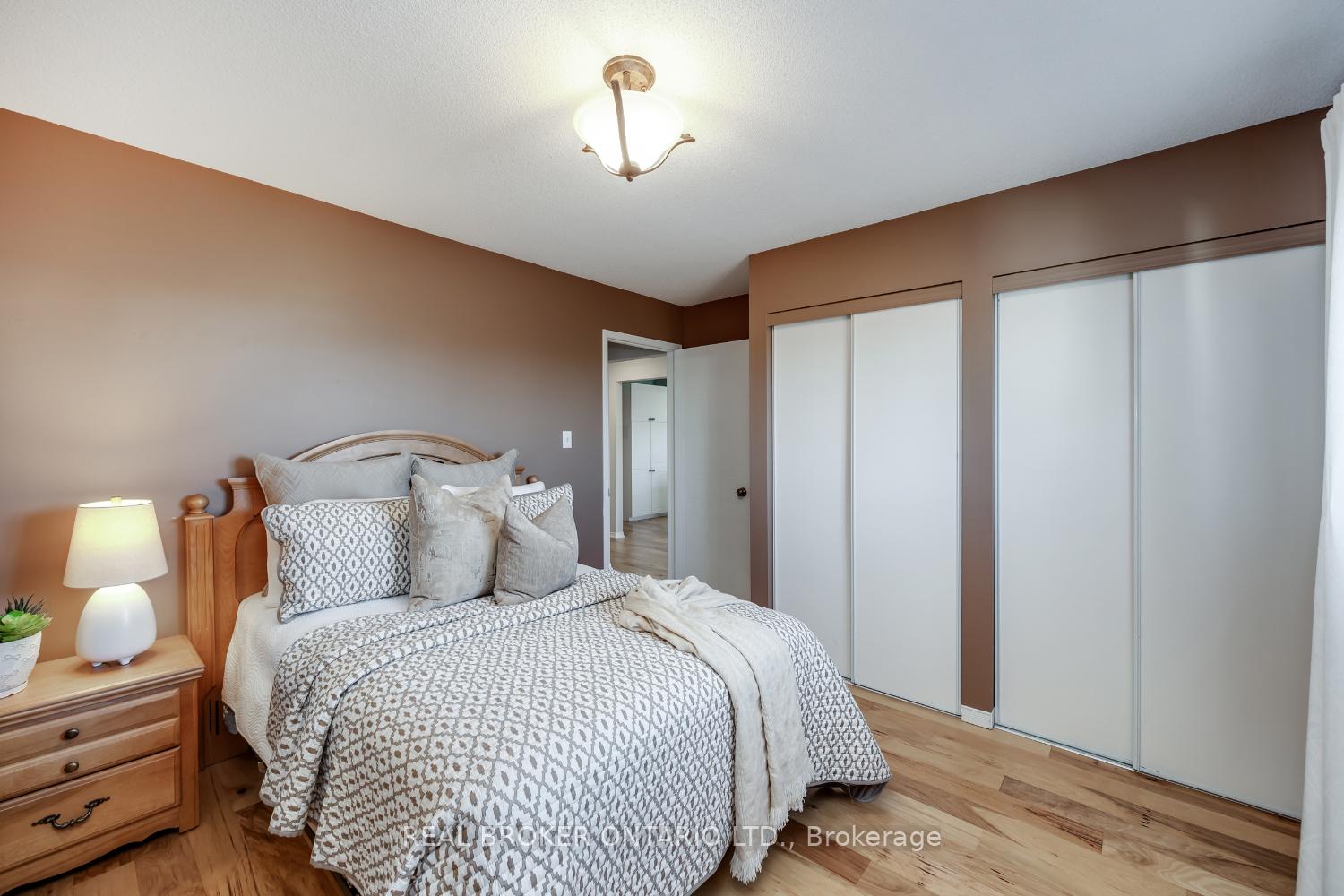Photo 19 of 63 Willey Drive, Clarington, Bowmanville — HOMEH