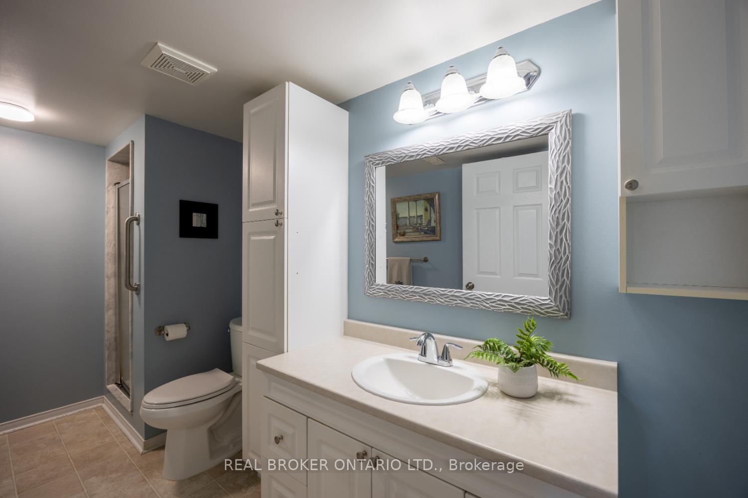 Photo 23 of 63 Willey Drive, Clarington, Bowmanville — HOMEH