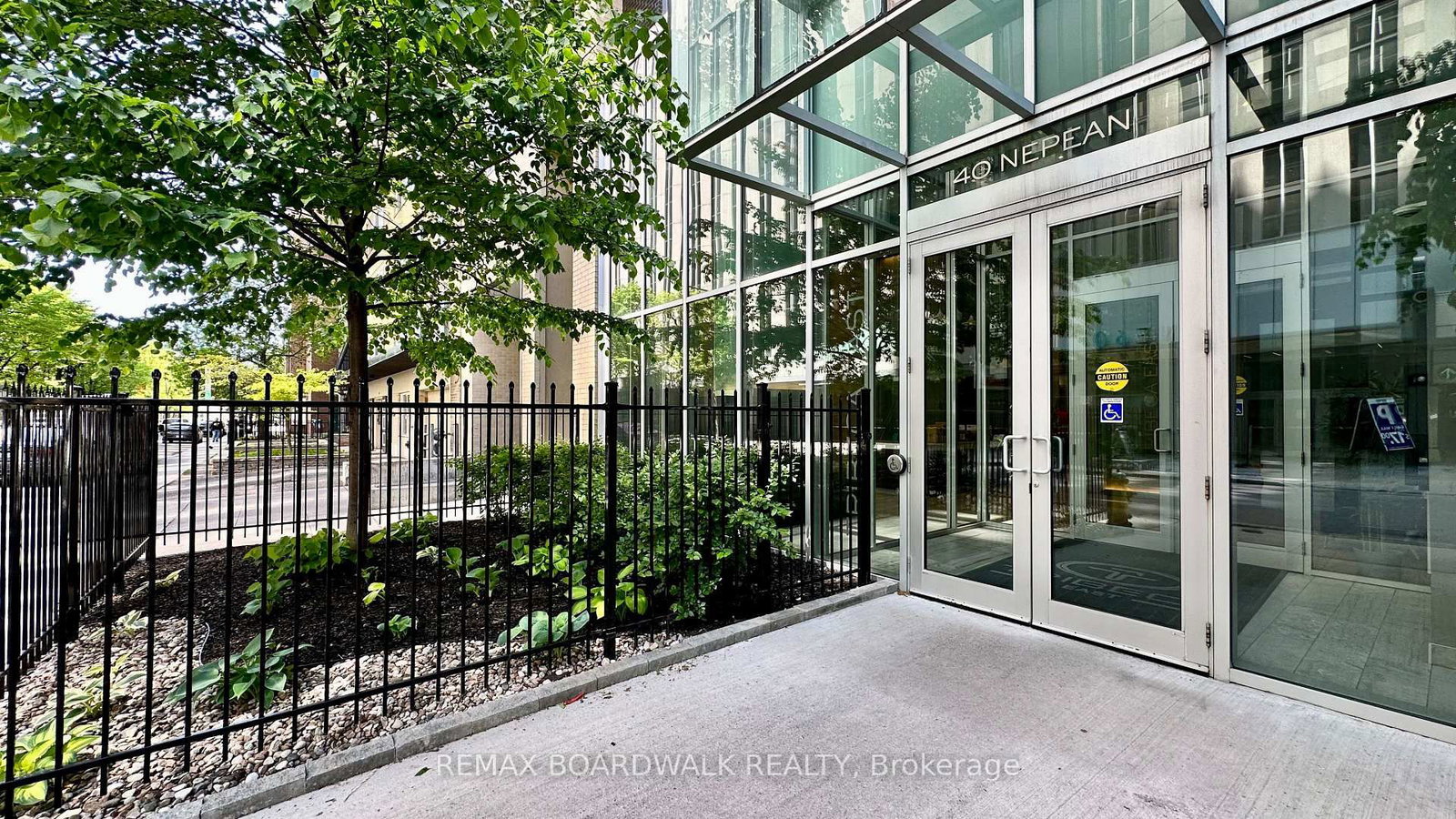 Photo 2 of Unit 2706, 40 Nepean St N, Ottawa, Ottawa Centre — HOMEH