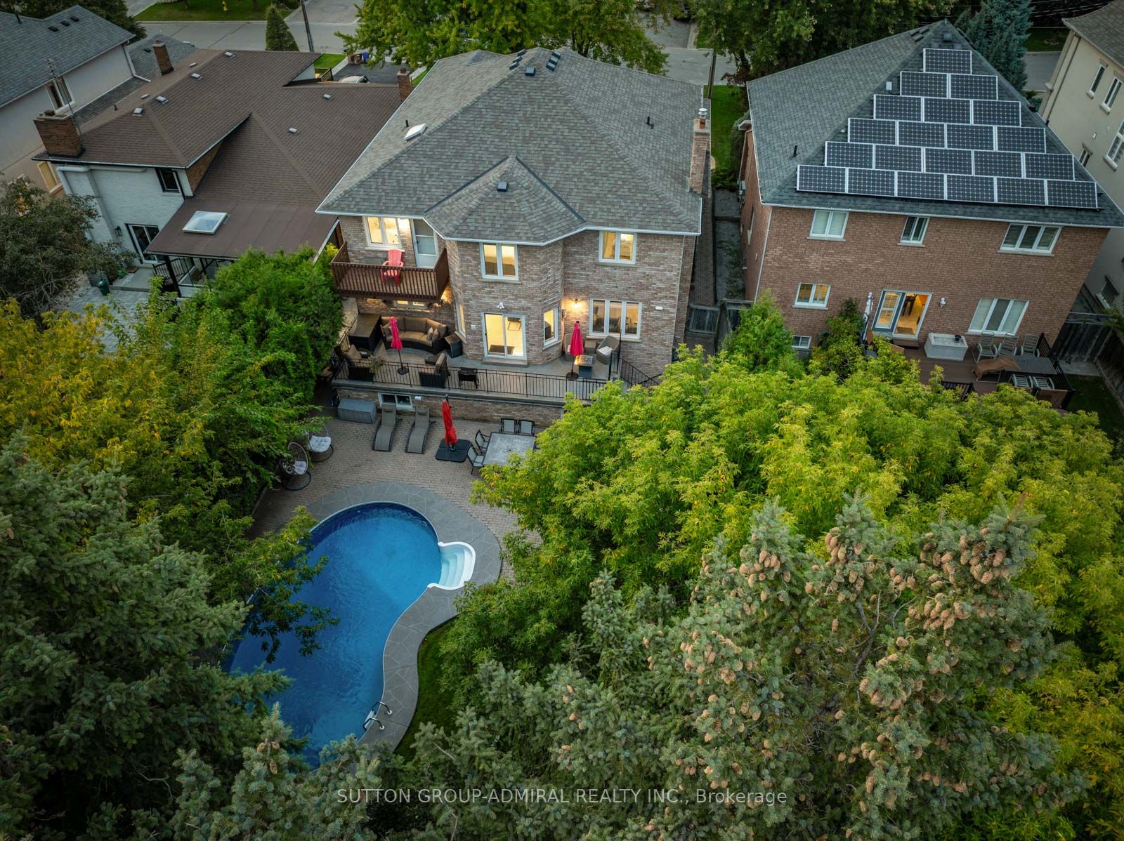 Photo 98 of 21 Lawrie Road, Vaughan, Beverley Glen — HOMEH