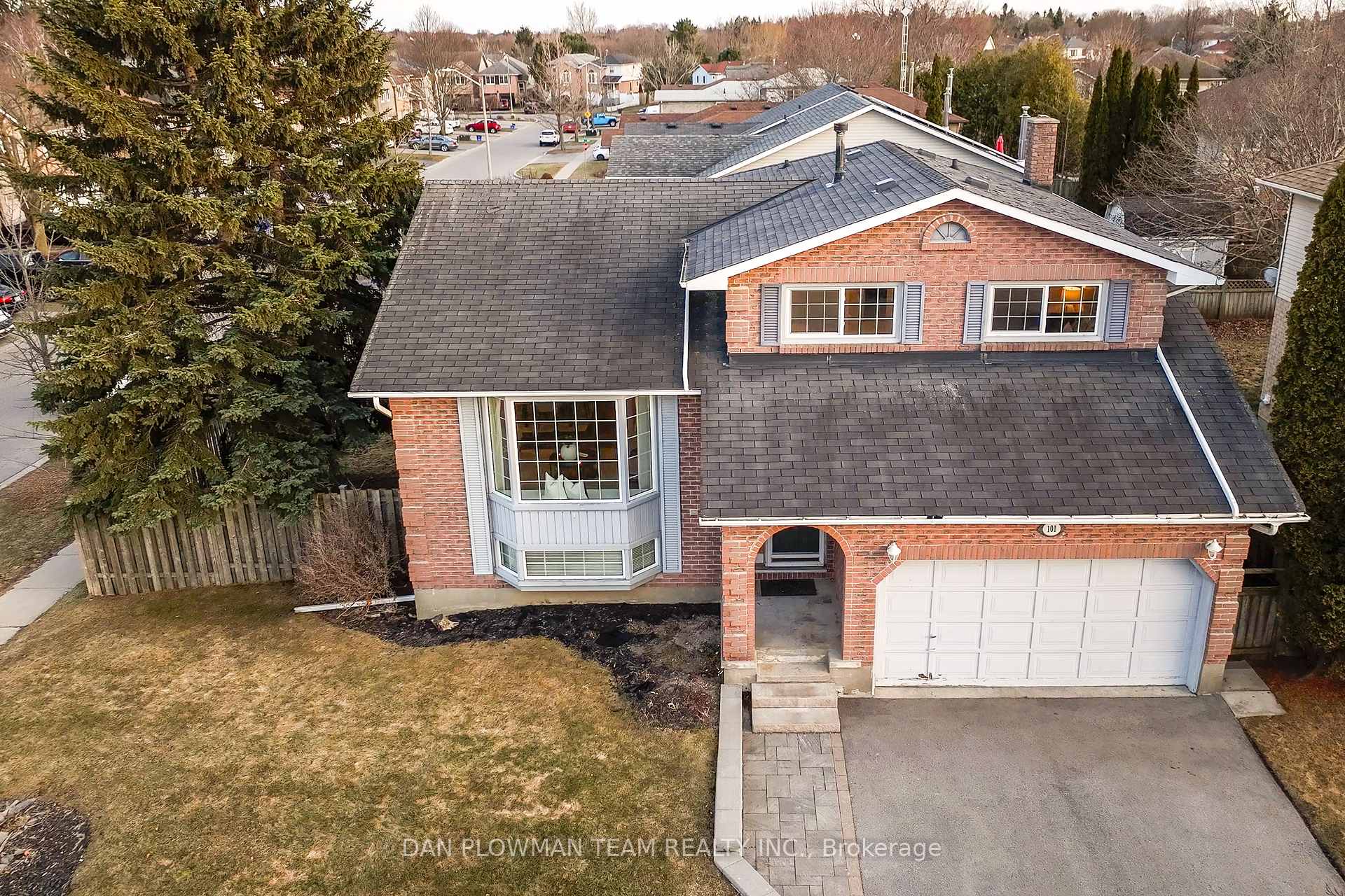 Photo 40 of 101 Foxhunt Trail, Clarington, Courtice — HOMEH