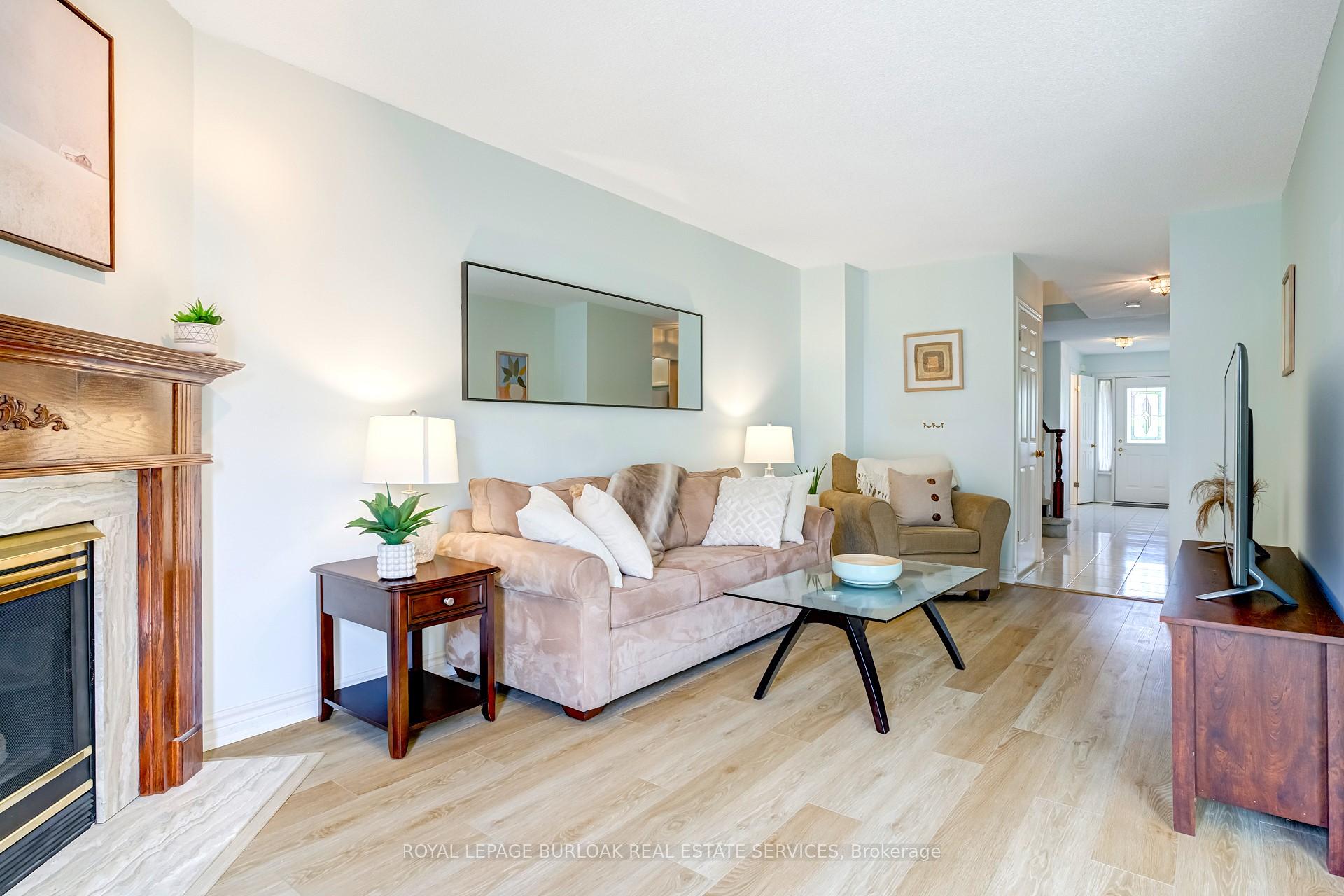 Photo 3 of 149 Dicenzo Drive, Hamilton, Ryckmans — HOMEH