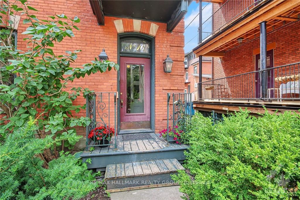 Photo 2 of Unit 1, 16 SWEETLAND Ave, Ottawa, Sandy Hill — HOMEH