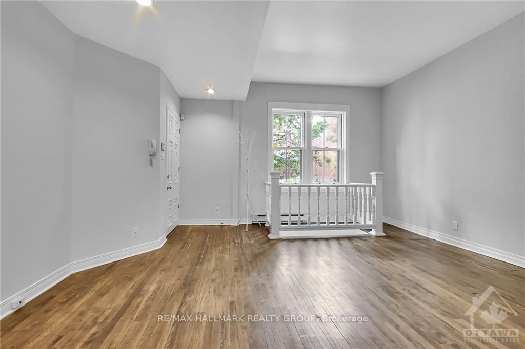 Photo 5 of Unit 1, 16 SWEETLAND Ave, Ottawa, Sandy Hill — HOMEH