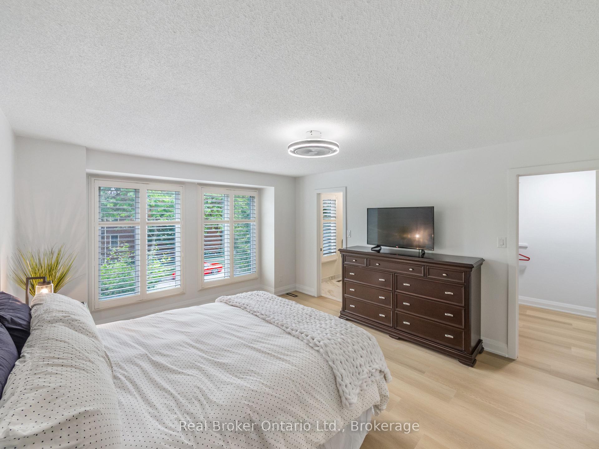 Photo 31 of 97 Edgewater Drive, Hamilton, Lakeshore — HOMEH