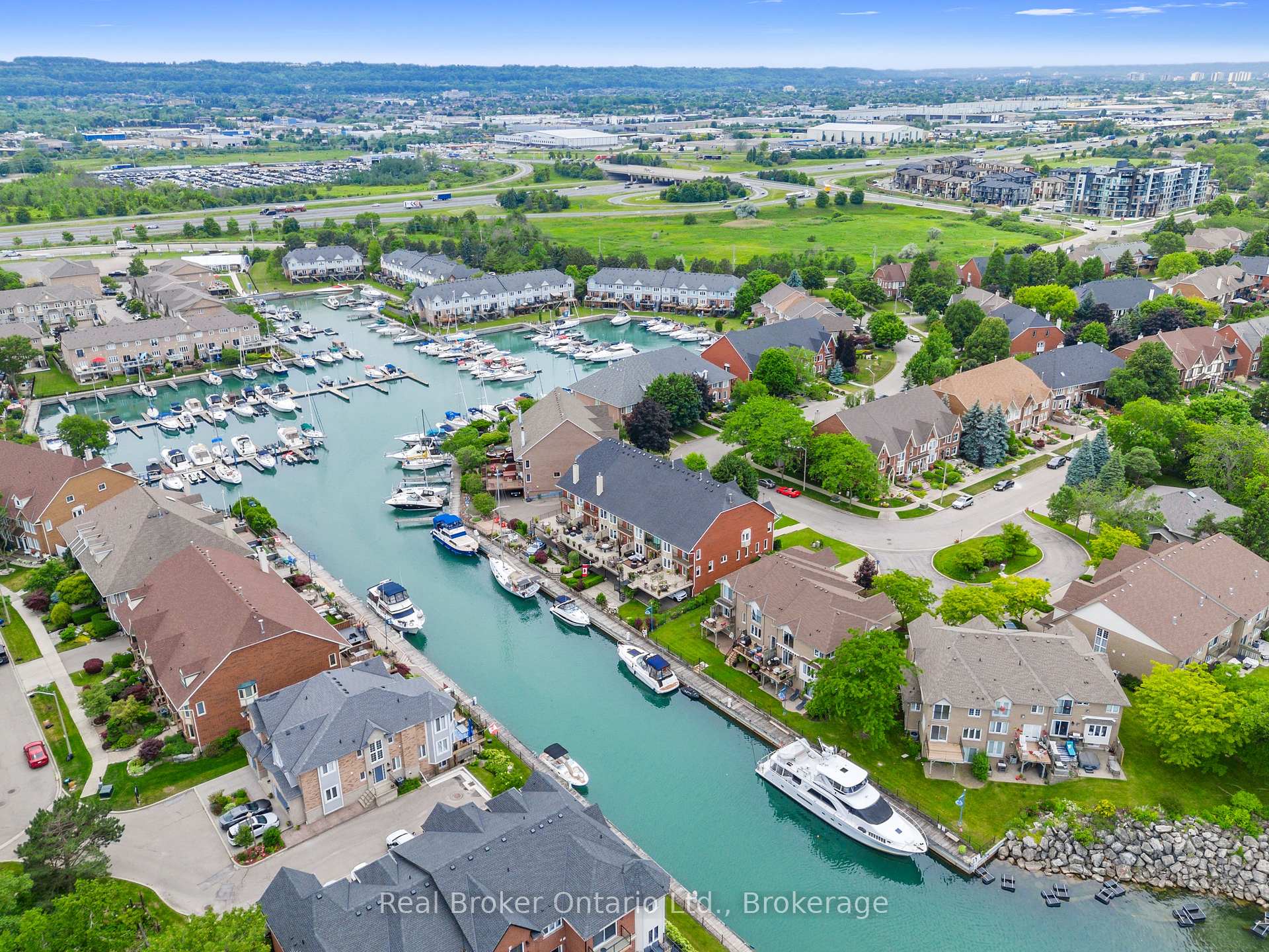 Photo 48 of 97 Edgewater Drive, Hamilton, Lakeshore — HOMEH