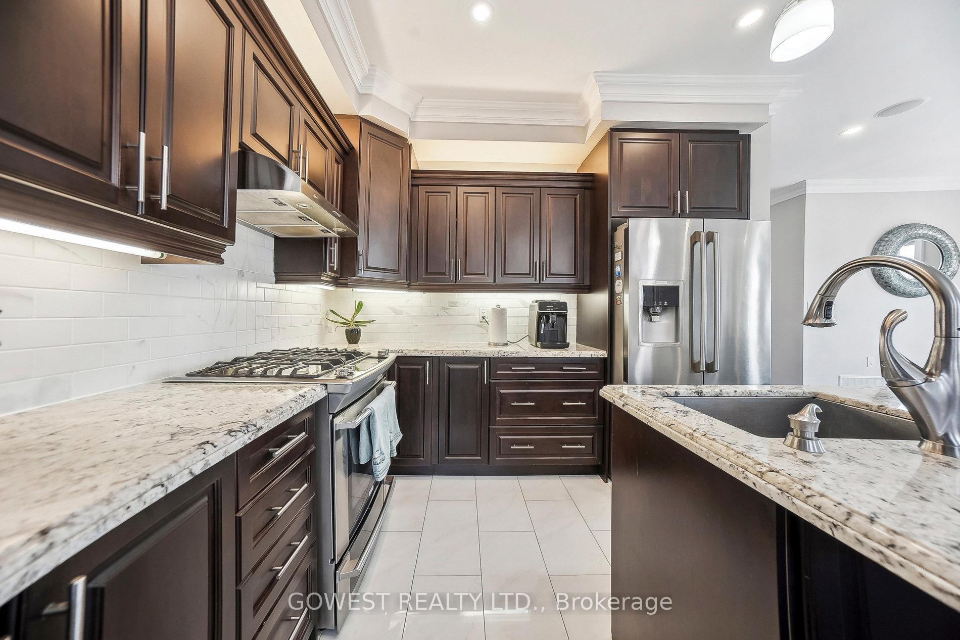 Photo 11 of 83 Skinner Road, Hamilton, Waterdown — HOMEH