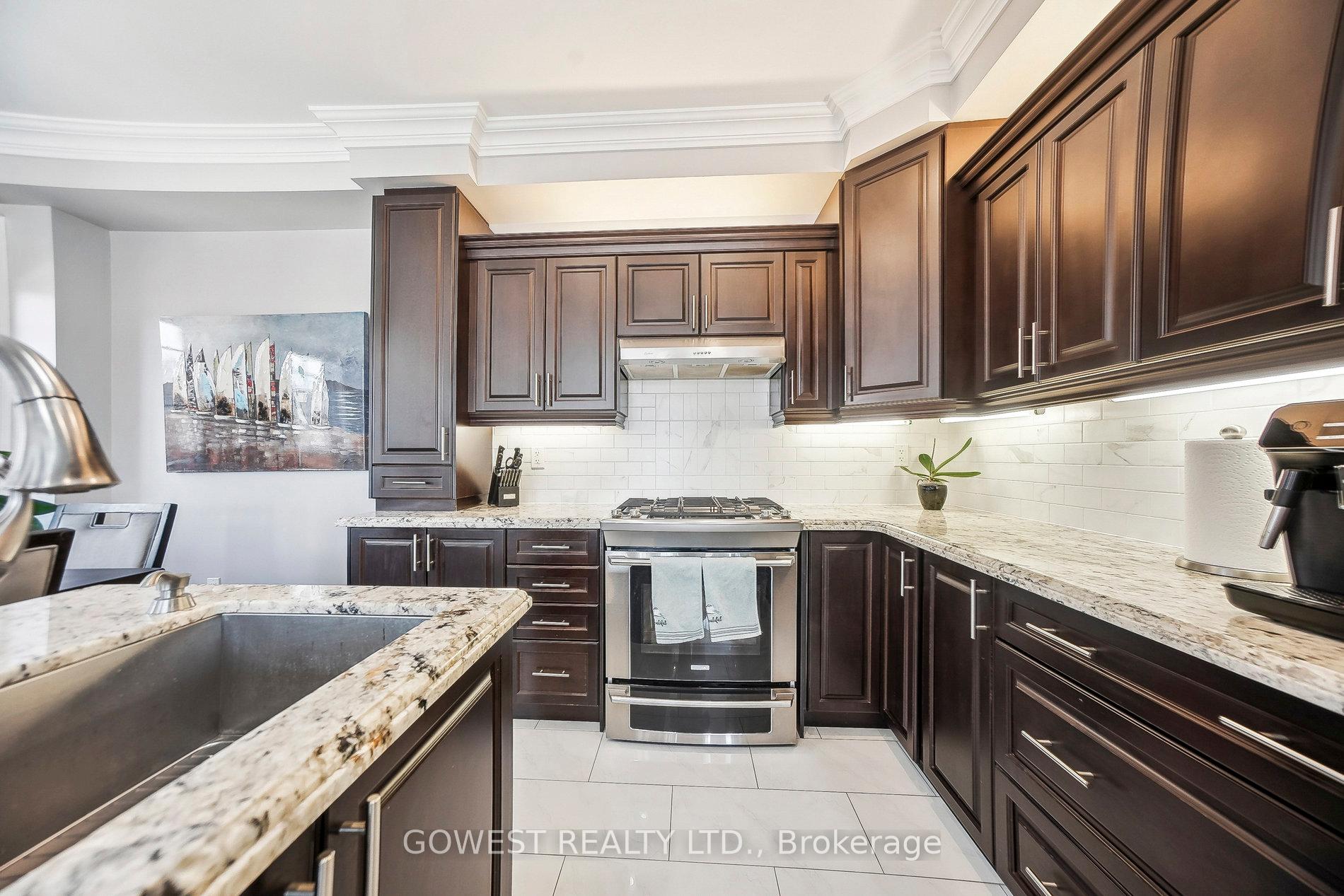 Photo 12 of 83 Skinner Road, Hamilton, Waterdown — HOMEH