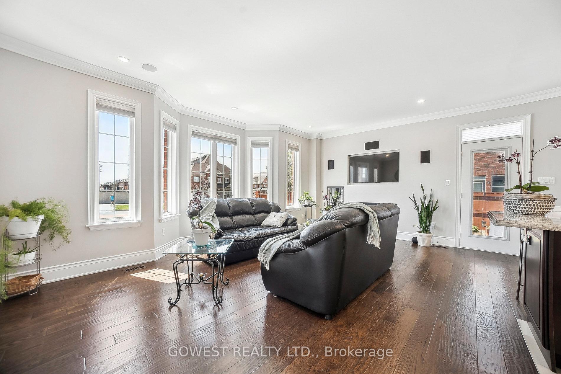 Photo 14 of 83 Skinner Road, Hamilton, Waterdown — HOMEH