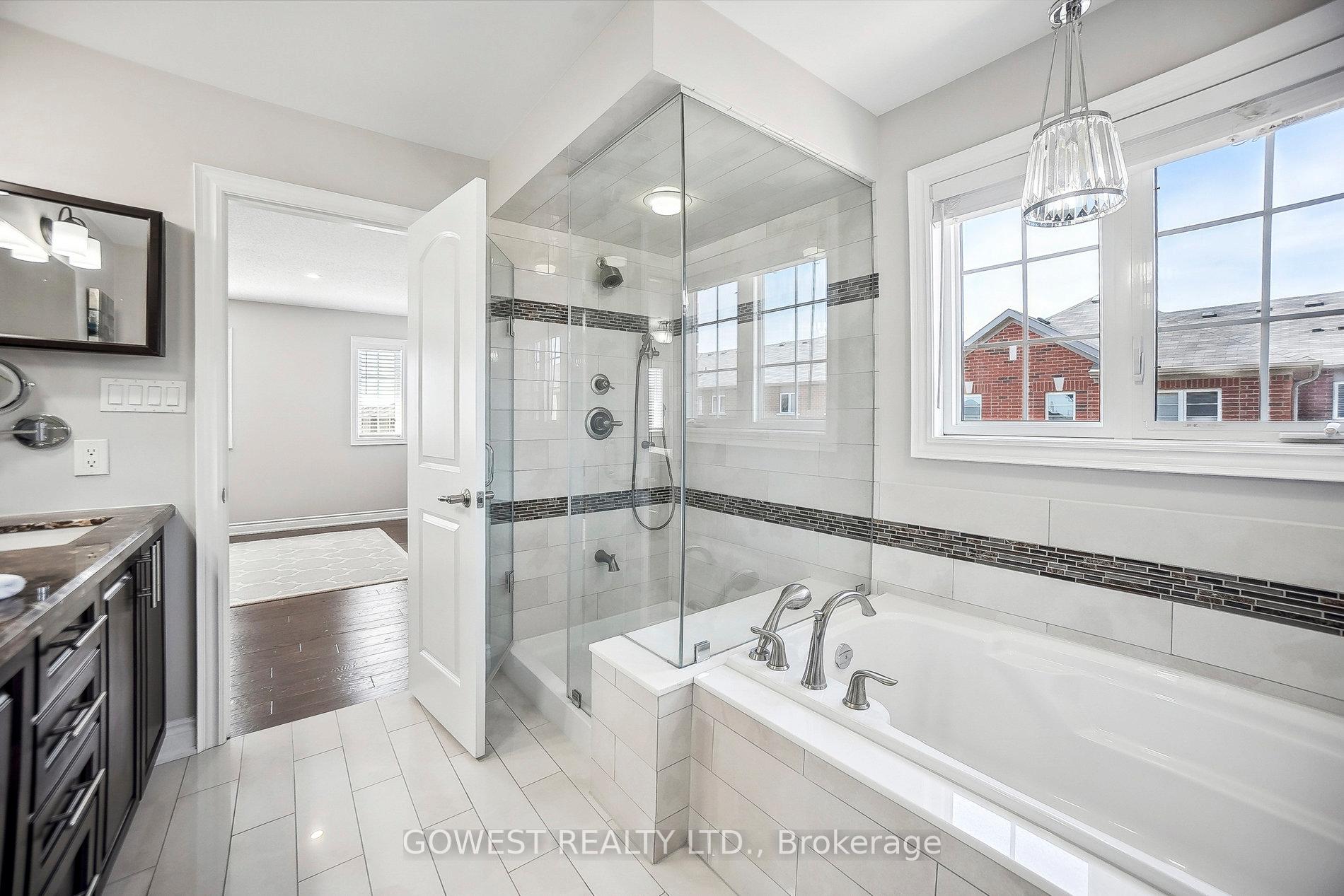 Photo 24 of 83 Skinner Road, Hamilton, Waterdown — HOMEH