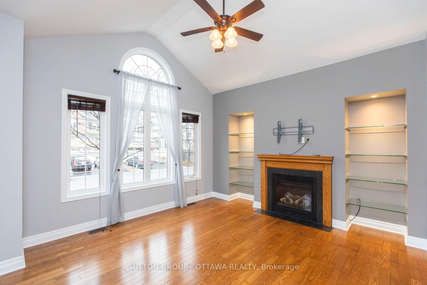 Photo 4 of 3252 River Rock Avenue, Ottawa, Barrhaven - Half Moon Bay — HOMEH