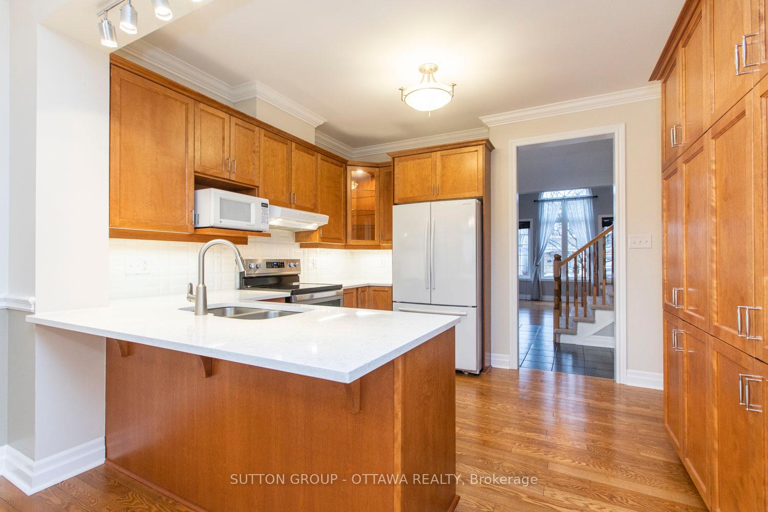 Photo 9 of 3252 River Rock Avenue, Ottawa, Barrhaven - Half Moon Bay — HOMEH