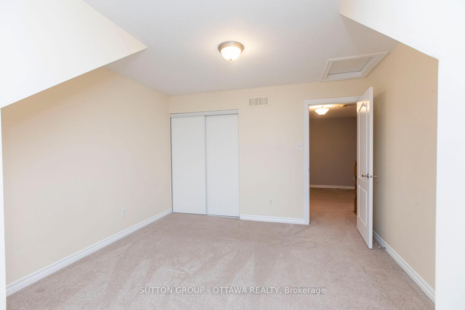 Photo 24 of 3252 River Rock Avenue, Ottawa, Barrhaven - Half Moon Bay — HOMEH