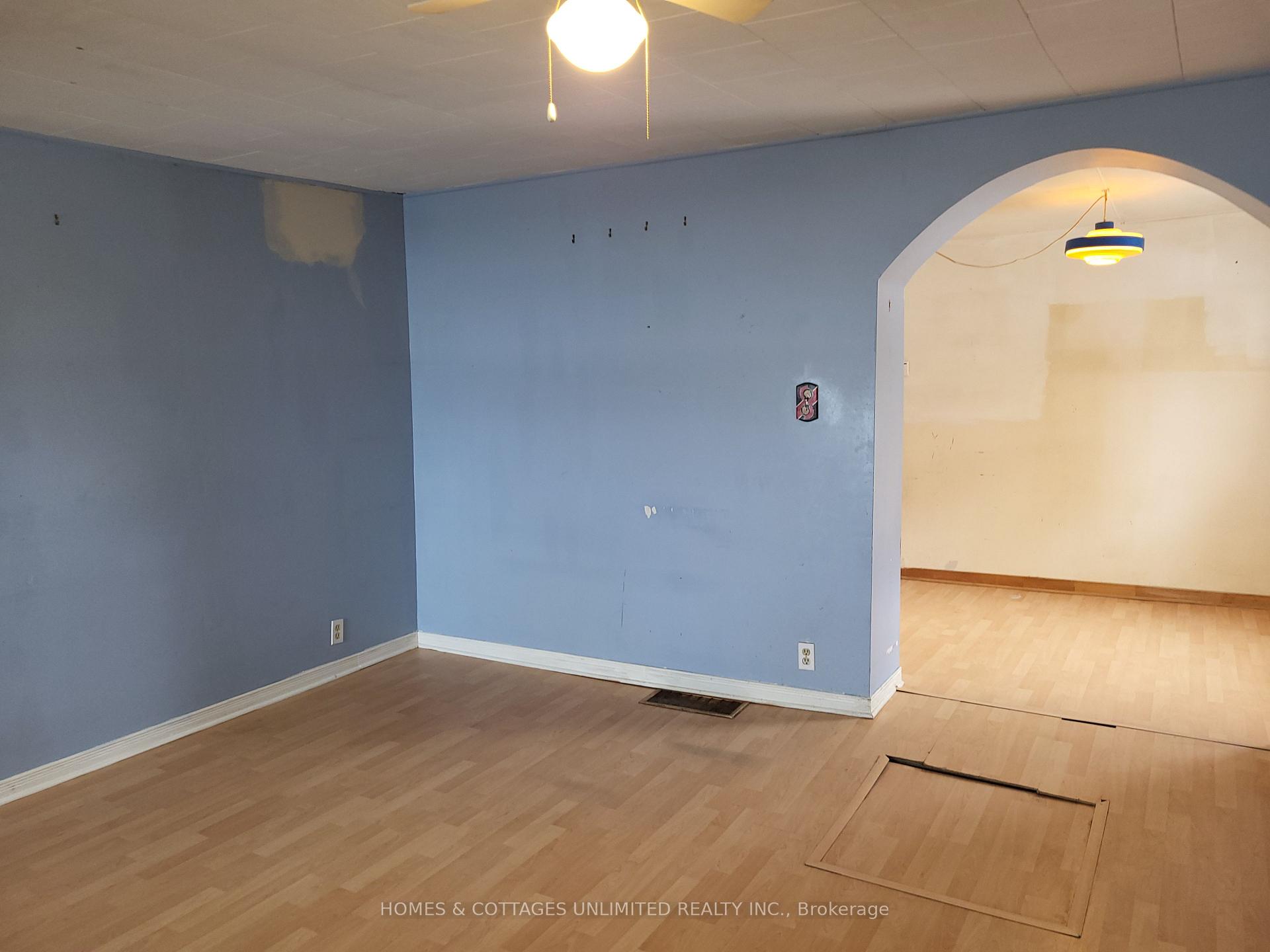 Photo 14 of 153 Cedar Avenue, Beckwith, Beckwith Twp — HOMEH