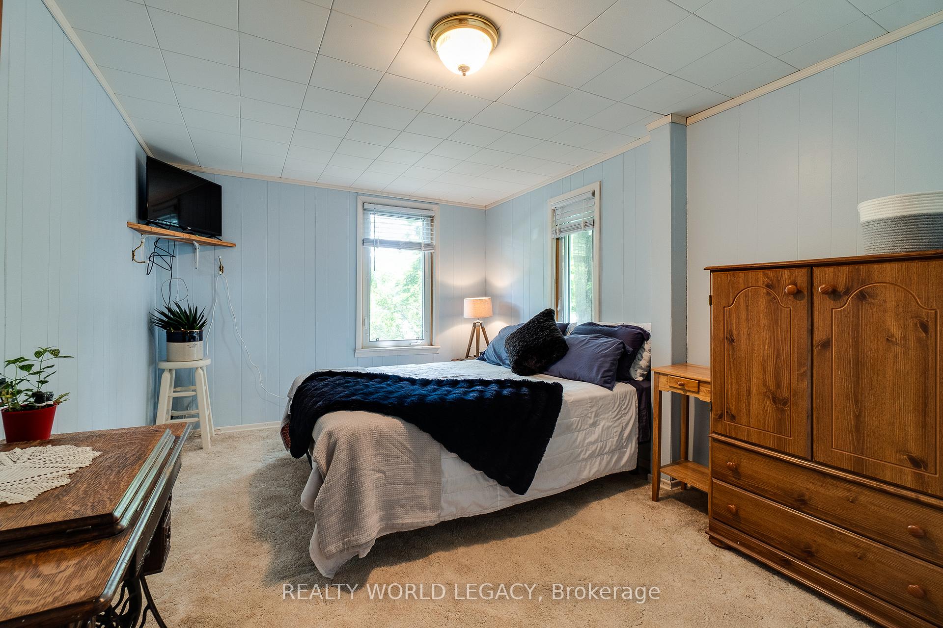 Photo 16 of 44 Parkside Avenue, Hamilton, Dundas — HOMEH