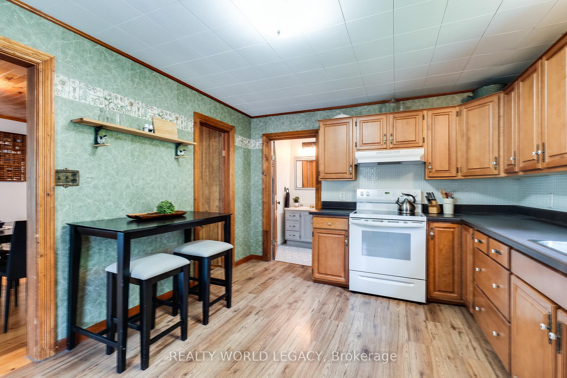 Photo 23 of 44 Parkside Avenue, Hamilton, Dundas — HOMEH