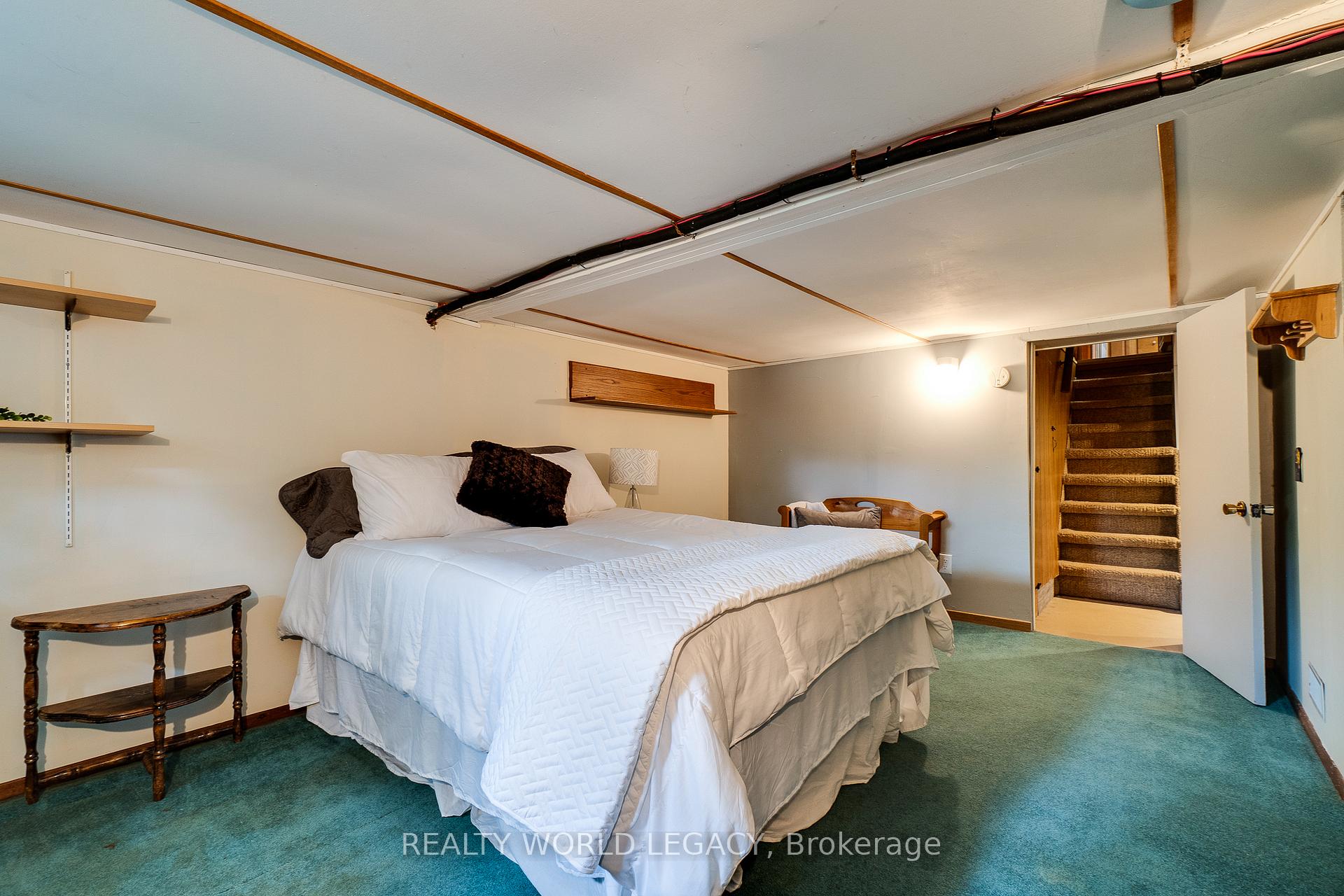 Photo 31 of 44 Parkside Avenue, Hamilton, Dundas — HOMEH