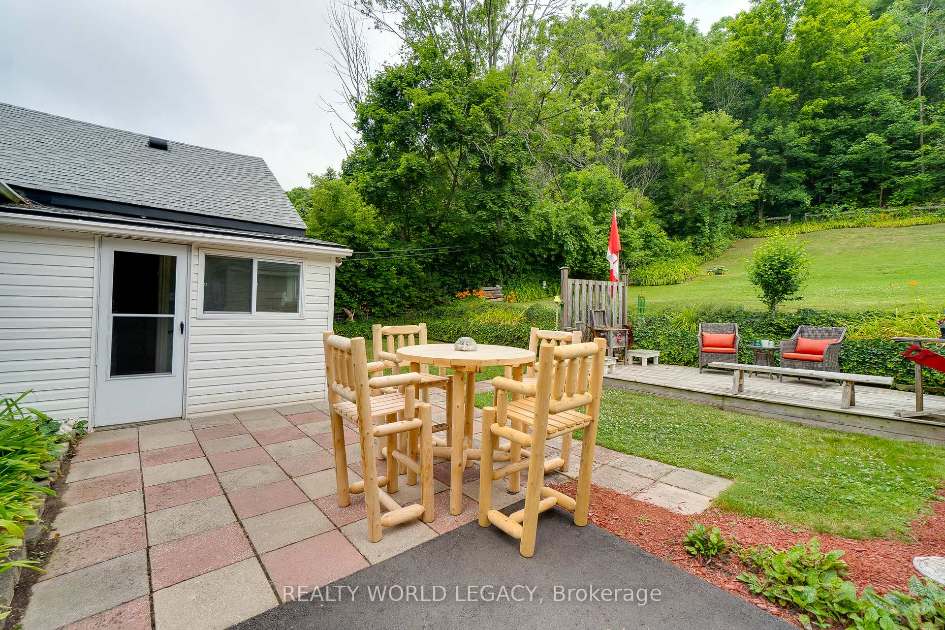 Photo 34 of 44 Parkside Avenue, Hamilton, Dundas — HOMEH