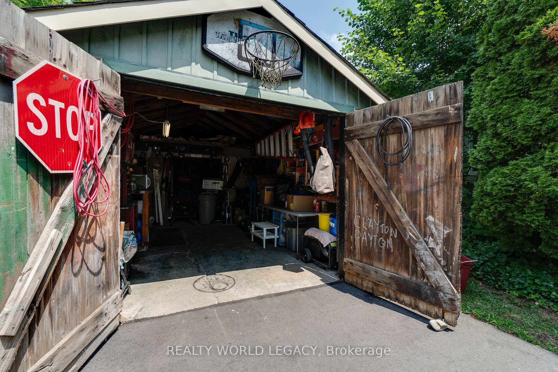 Photo 44 of 44 Parkside Avenue, Hamilton, Dundas — HOMEH