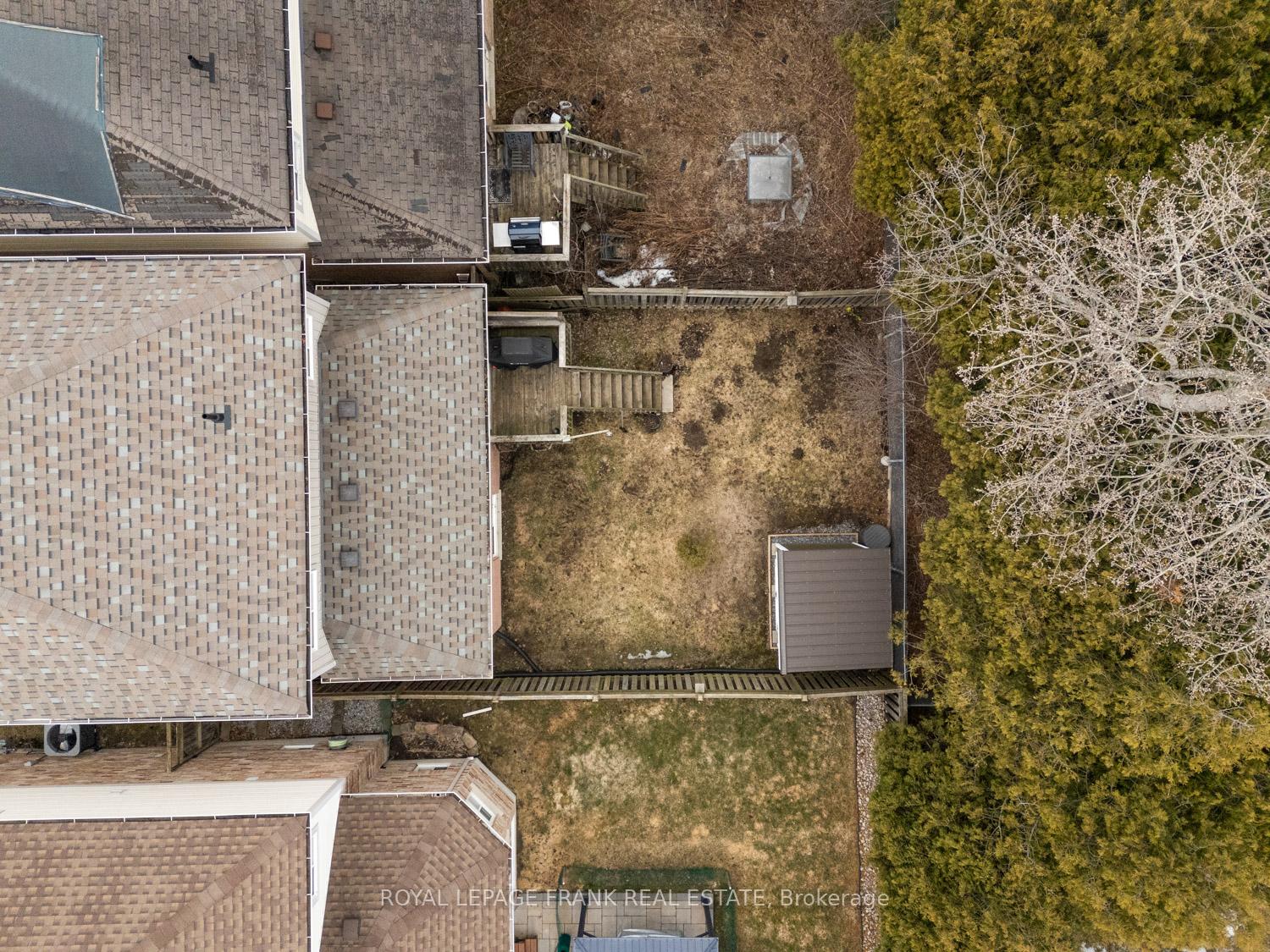 Photo 29 of 41 Sleeman Square, Clarington, Courtice — HOMEH