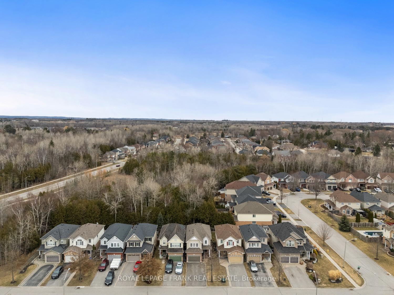 Photo 30 of 41 Sleeman Square, Clarington, Courtice — HOMEH