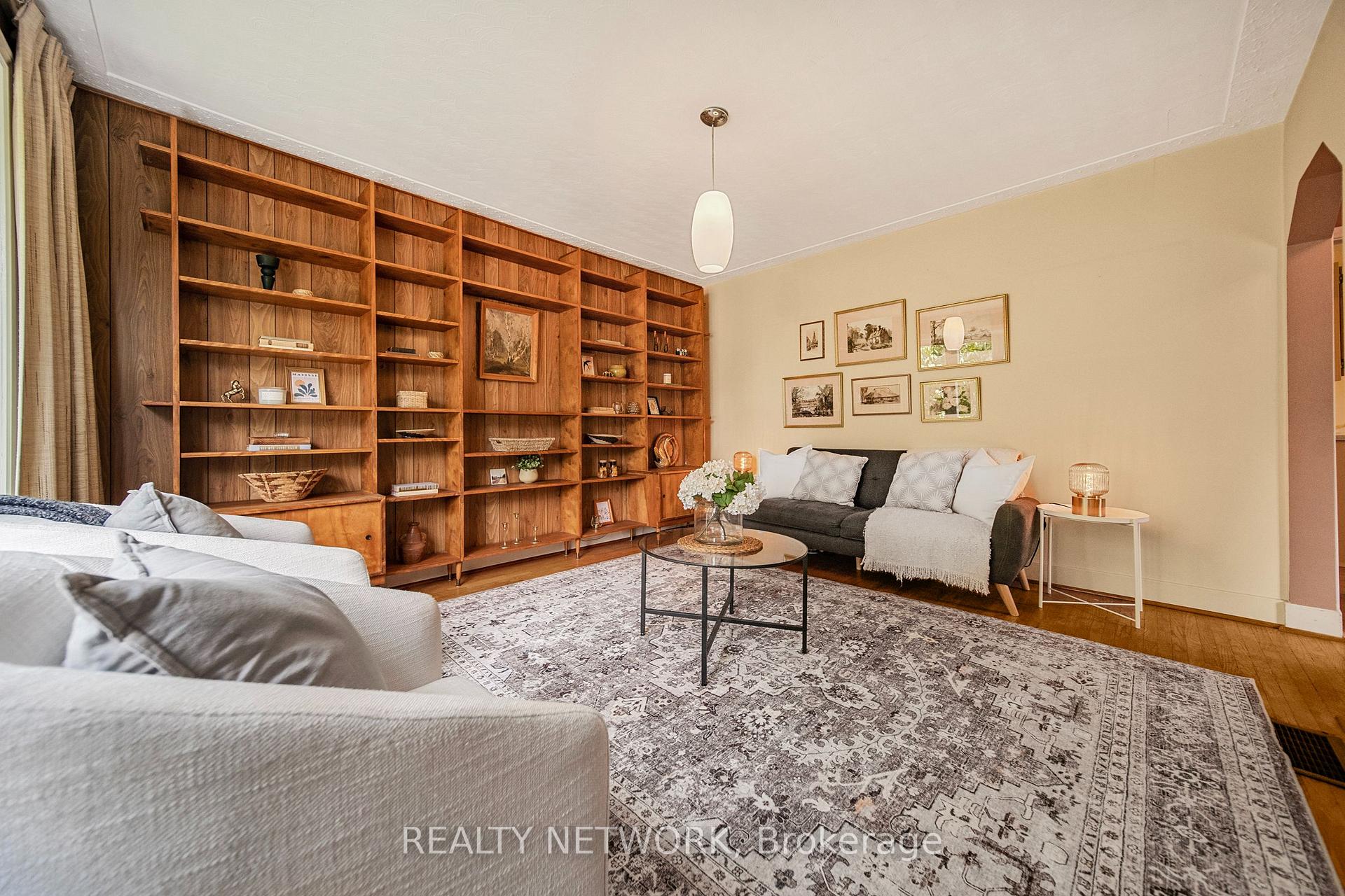 Photo 9 of 549 Upper Wentworth Street, Hamilton, Eastmount — HOMEH