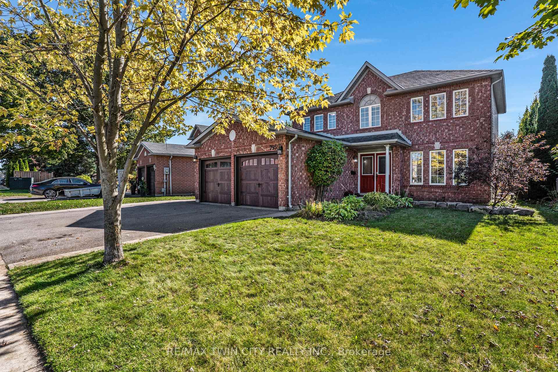 Front of 795 Saginaw Parkway