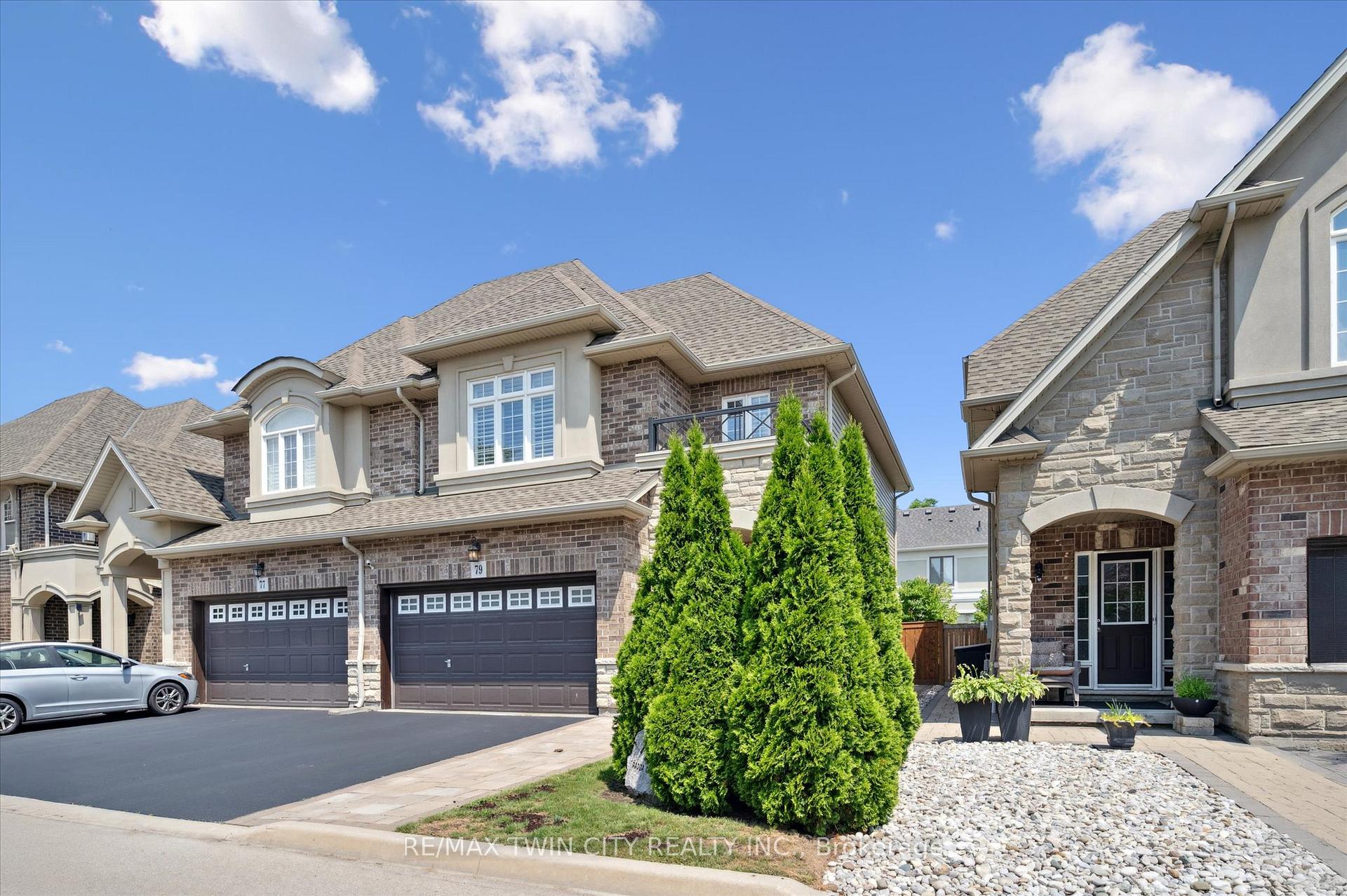 Photo 4 of 79 Padua Crescent, Hamilton, Lakeshore — HOMEH