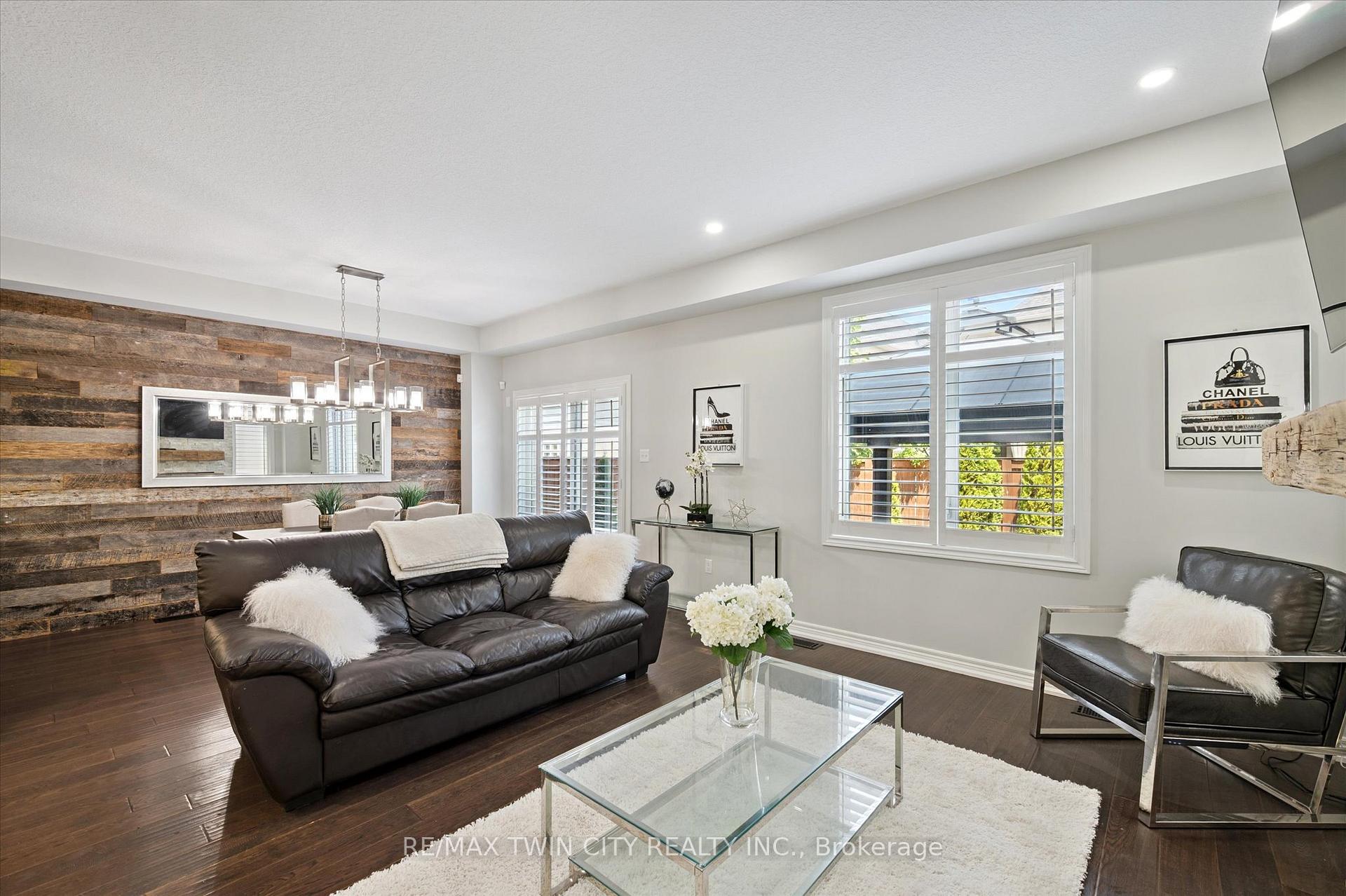 Photo 11 of 79 Padua Crescent, Hamilton, Lakeshore — HOMEH