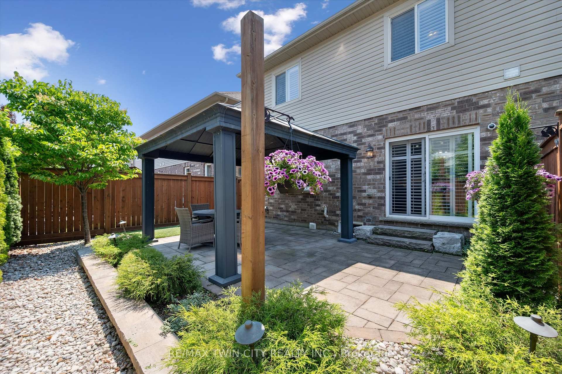 Photo 30 of 79 Padua Crescent, Hamilton, Lakeshore — HOMEH