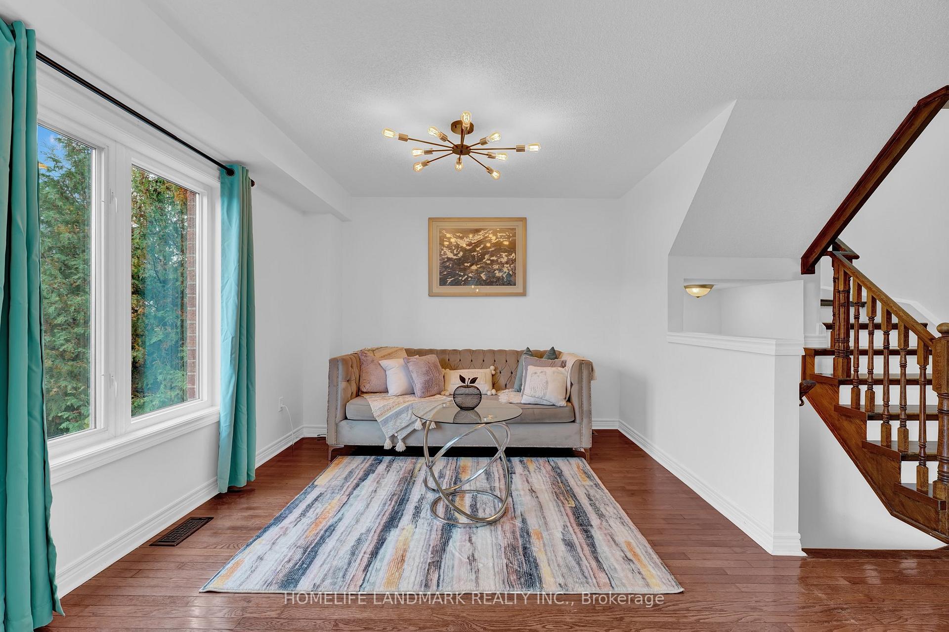 Photo 9 of 168 Bottrell Street, Clarington, Bowmanville — HOMEH