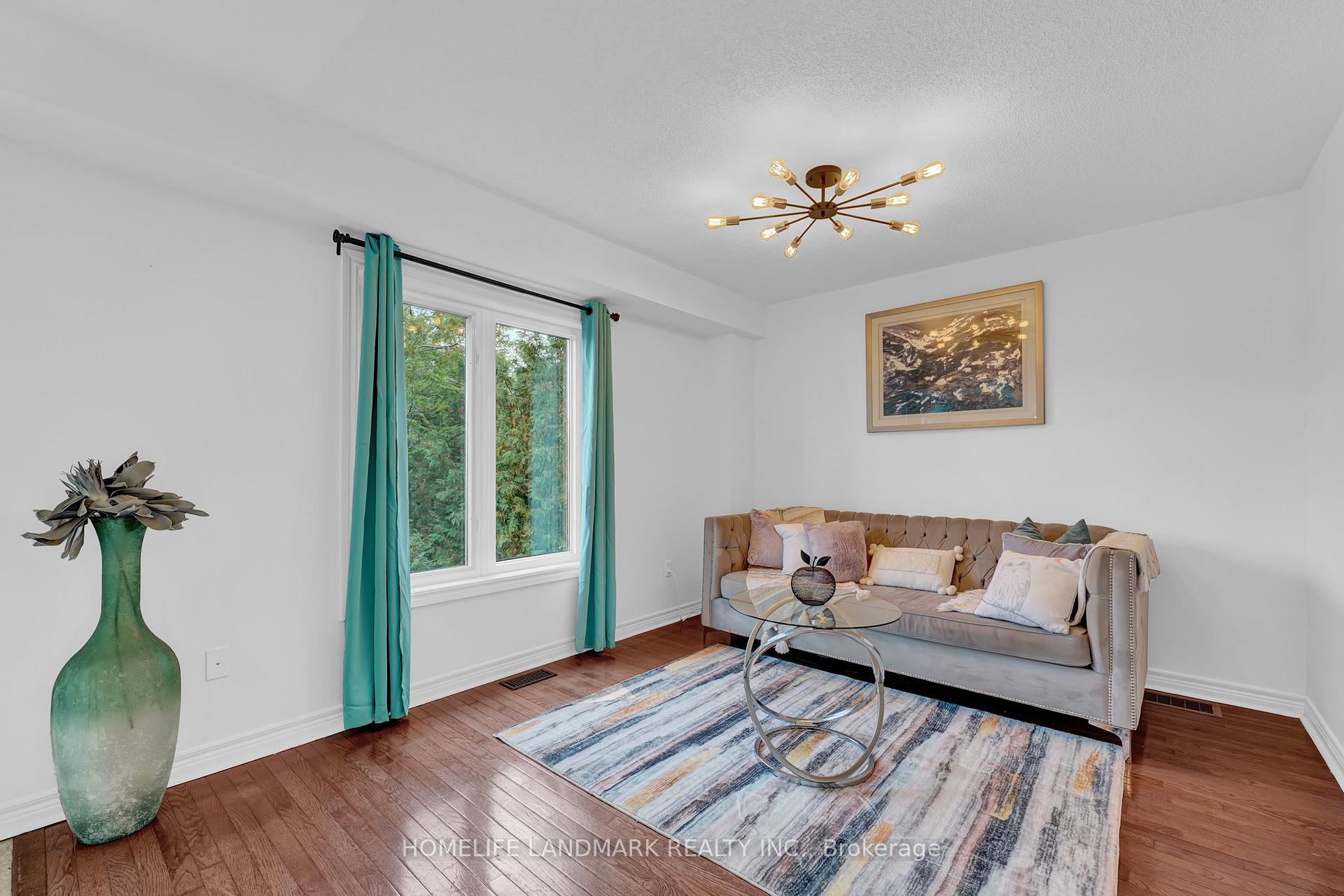 Photo 10 of 168 Bottrell Street, Clarington, Bowmanville — HOMEH