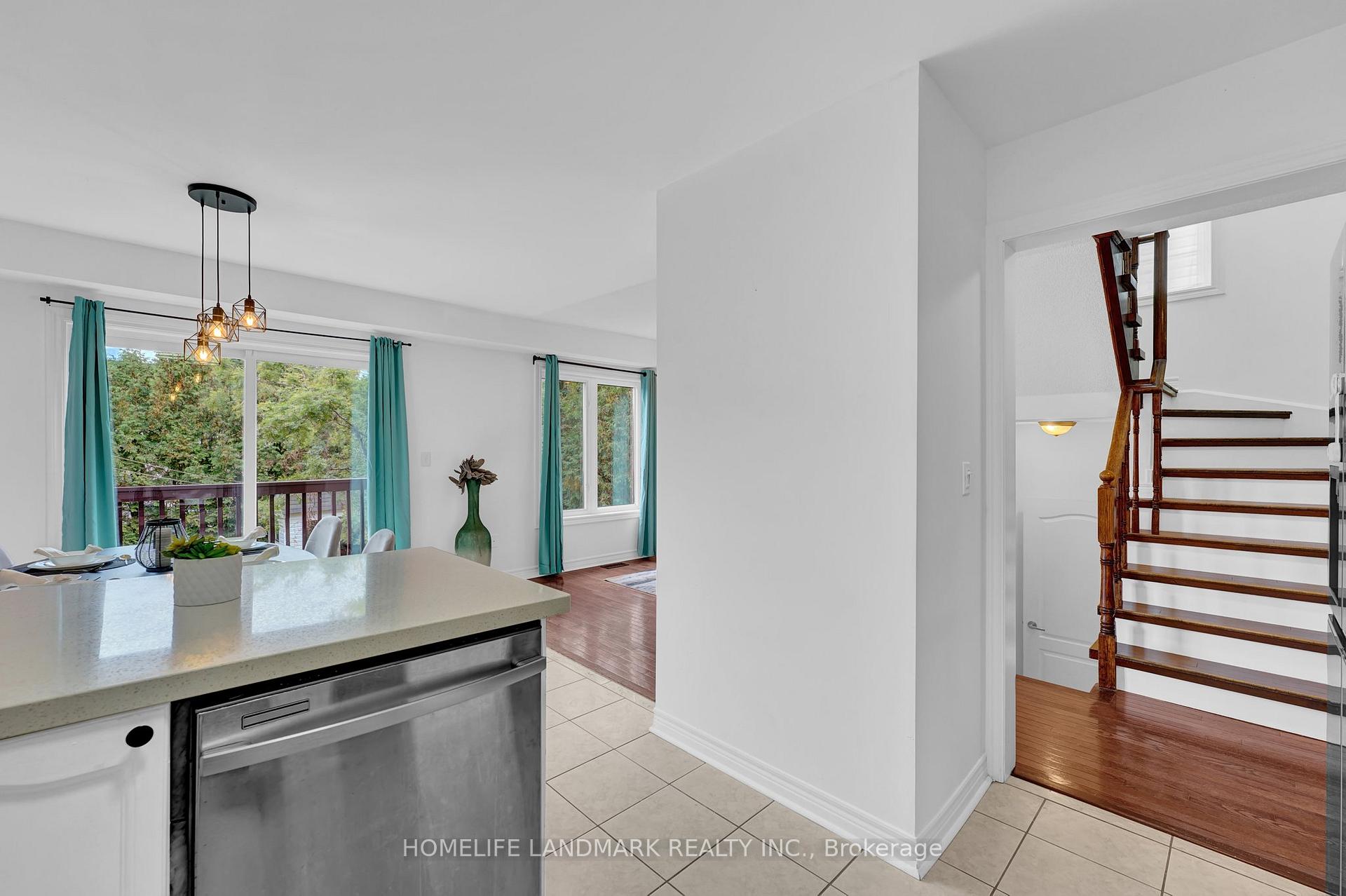Photo 17 of 168 Bottrell Street, Clarington, Bowmanville — HOMEH