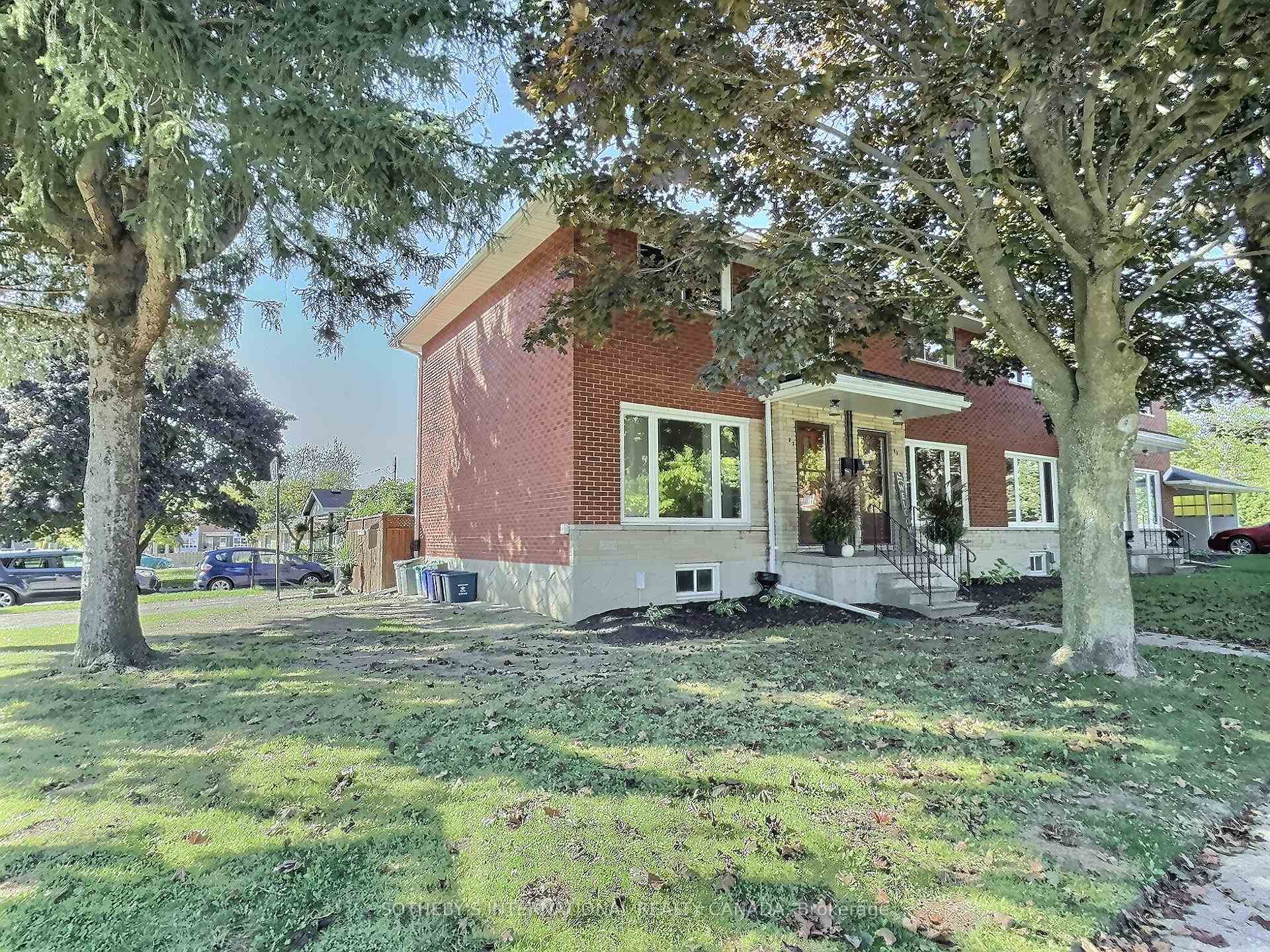 Photo 15 of 27 Hilltop Drive, Cambridge — HOMEH