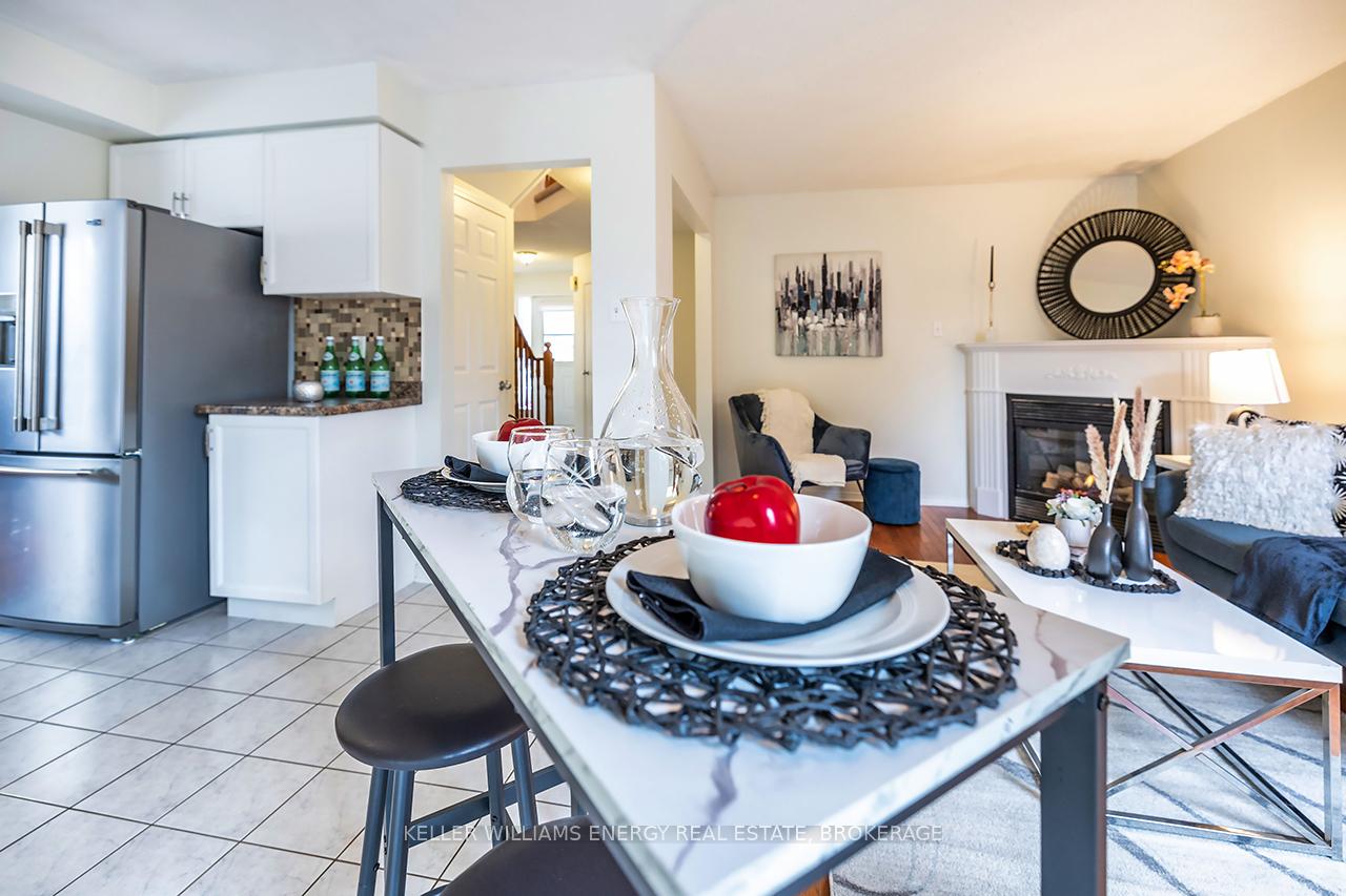 Photo 11 of 42 Goodwin Avenue, Clarington, Bowmanville — HOMEH