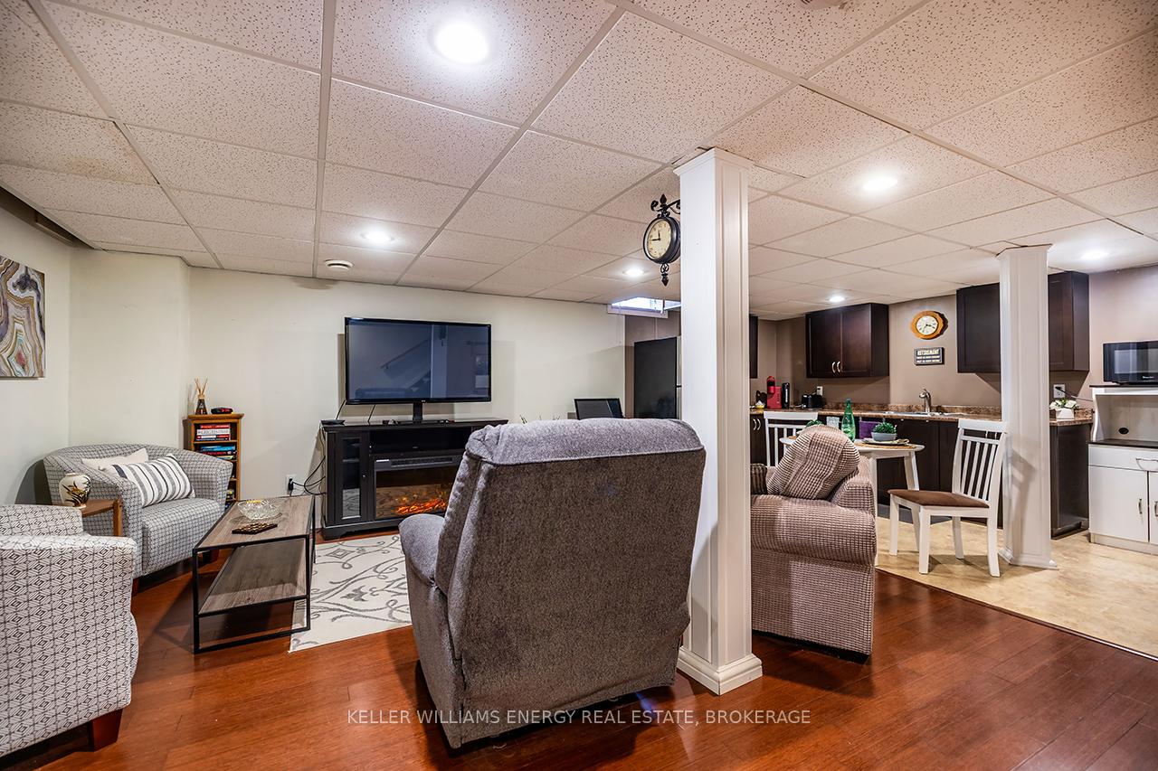 Photo 29 of 42 Goodwin Avenue, Clarington, Bowmanville — HOMEH