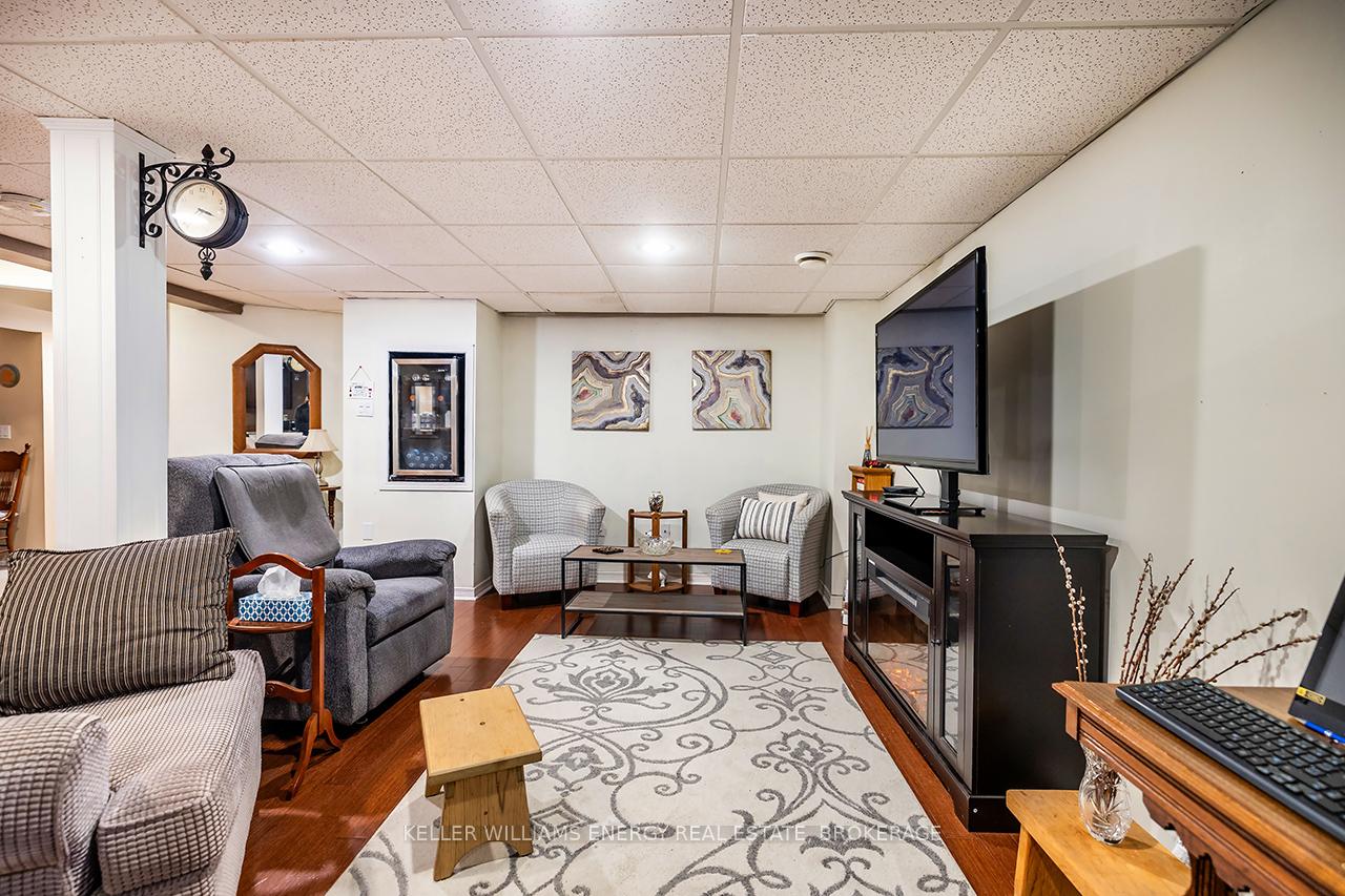 Photo 32 of 42 Goodwin Avenue, Clarington, Bowmanville — HOMEH
