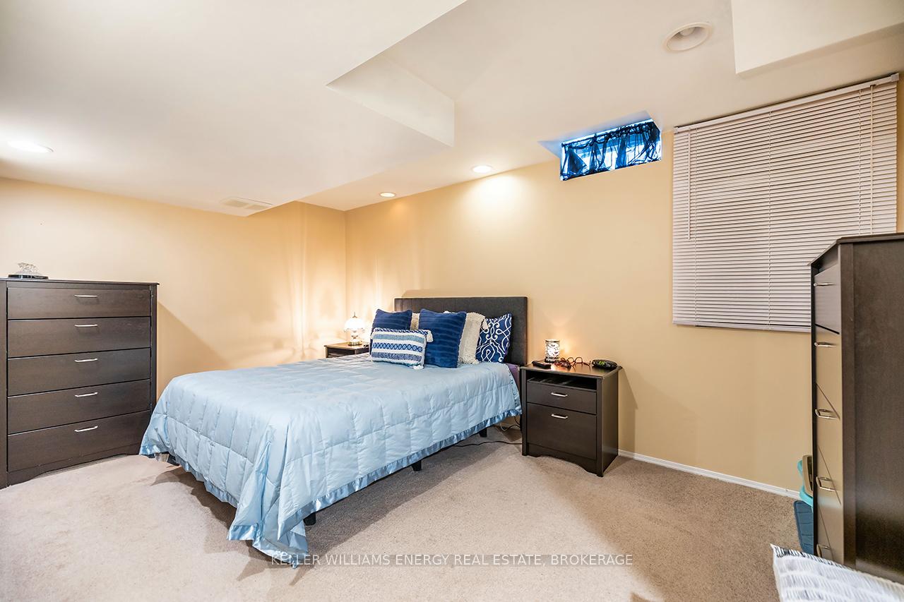 Photo 37 of 42 Goodwin Avenue, Clarington, Bowmanville — HOMEH