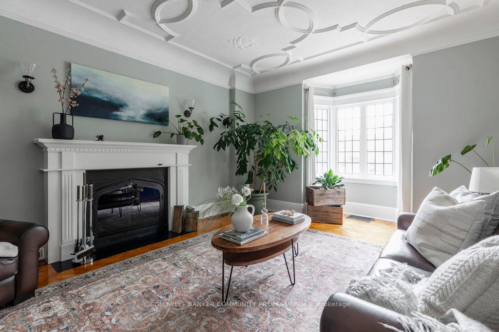 Photo 5 of 431 Dundurn Street S, Hamilton, Kirkendall — HOMEH